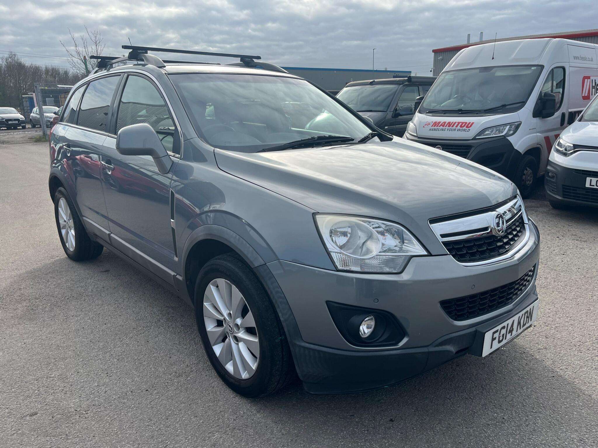 A 2014 VAUXHALL ANTARA 2.2 CDTi Diamond SUV 5dr Diesel Manual 4WD Euro 5 (s/s) (163 ps) A 2014 VAUXHALL ANTARA 2.2 CDTi Diamond SUV 5dr Diesel Manual 4WD Euro 5 (s/s) (163 ps)