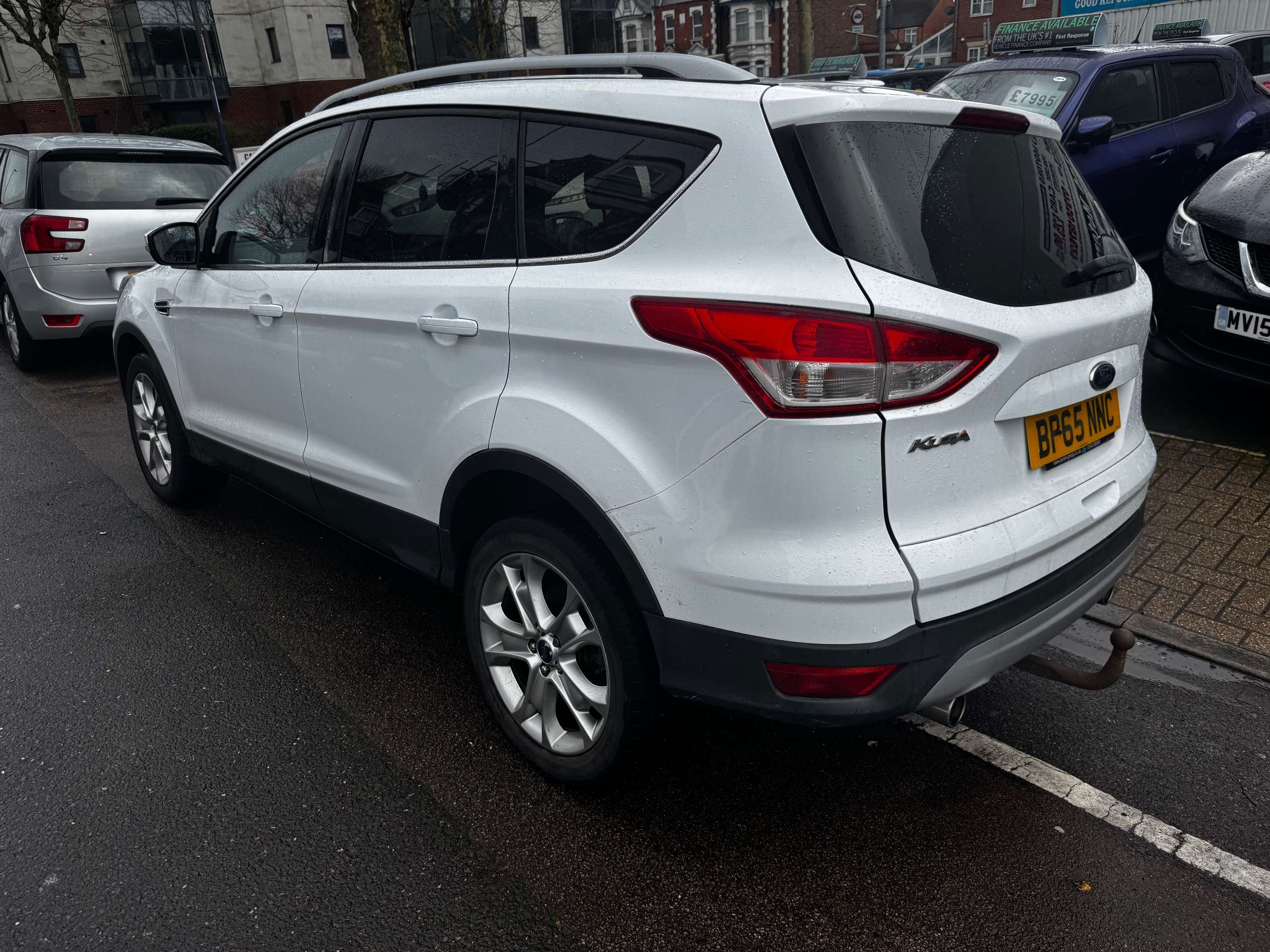 A 2015 FORD KUGA 2.0 TDCi Titanium SUV 5dr Diesel Manual 2WD Euro 6 (s/s) (150 ps) A 2015 FORD KUGA 2.0 TDCi Titanium SUV 5dr Diesel Manual 2WD Euro 6 (s/s) (150 ps)