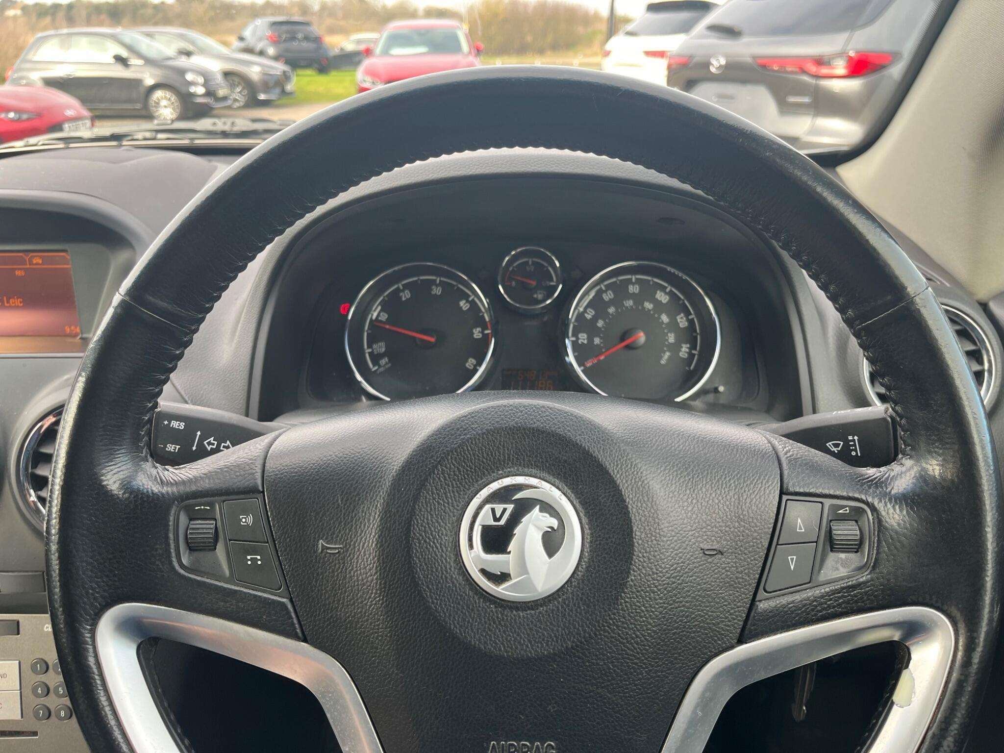 A 2014 VAUXHALL ANTARA 2.2 CDTi Diamond SUV 5dr Diesel Manual 4WD Euro 5 (s/s) (163 ps) A 2014 VAUXHALL ANTARA 2.2 CDTi Diamond SUV 5dr Diesel Manual 4WD Euro 5 (s/s) (163 ps)