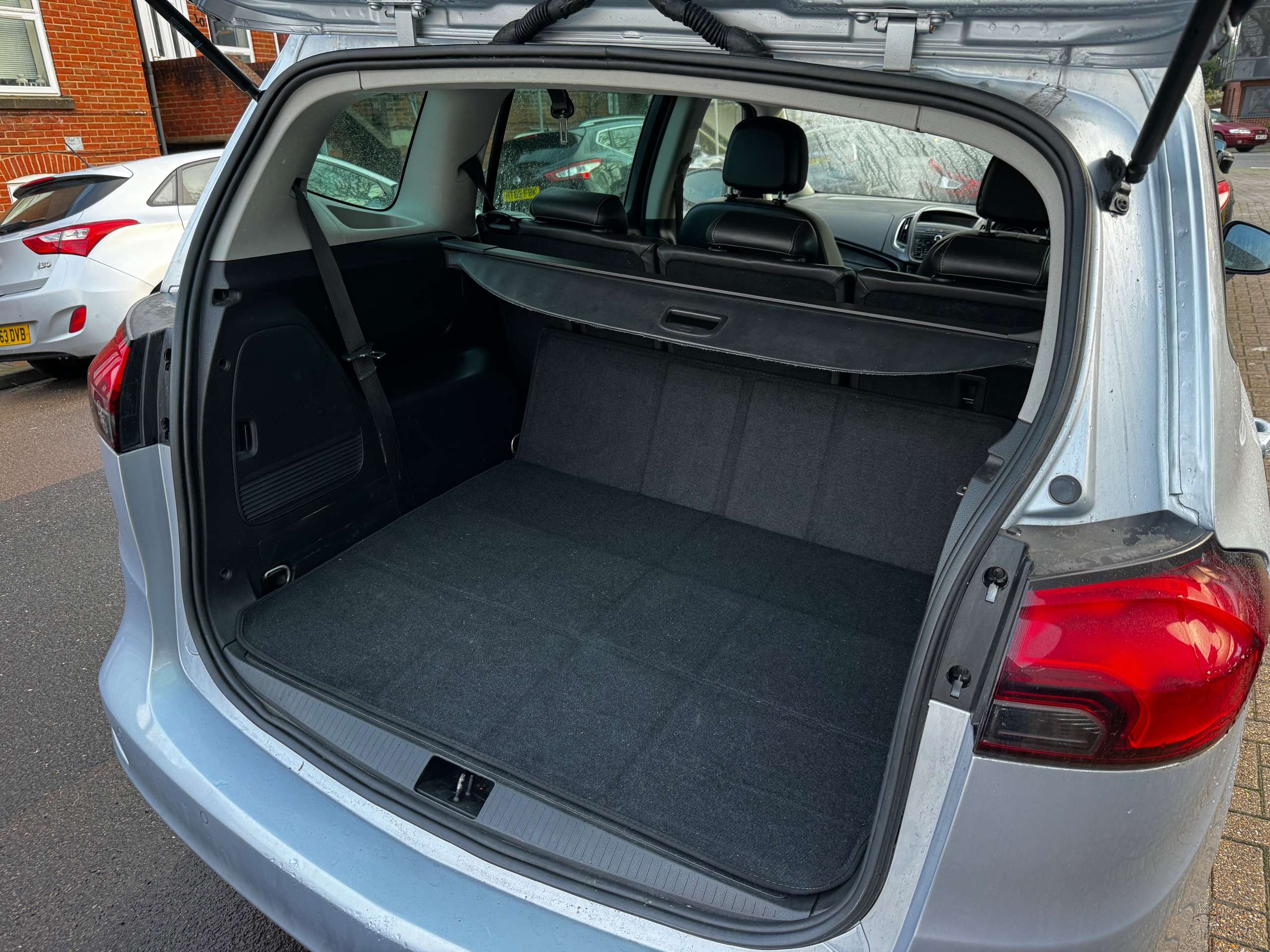 2015 VAUXHALL ZAFIRA TOURER 2015 VAUXHALL ZAFIRA TOURER