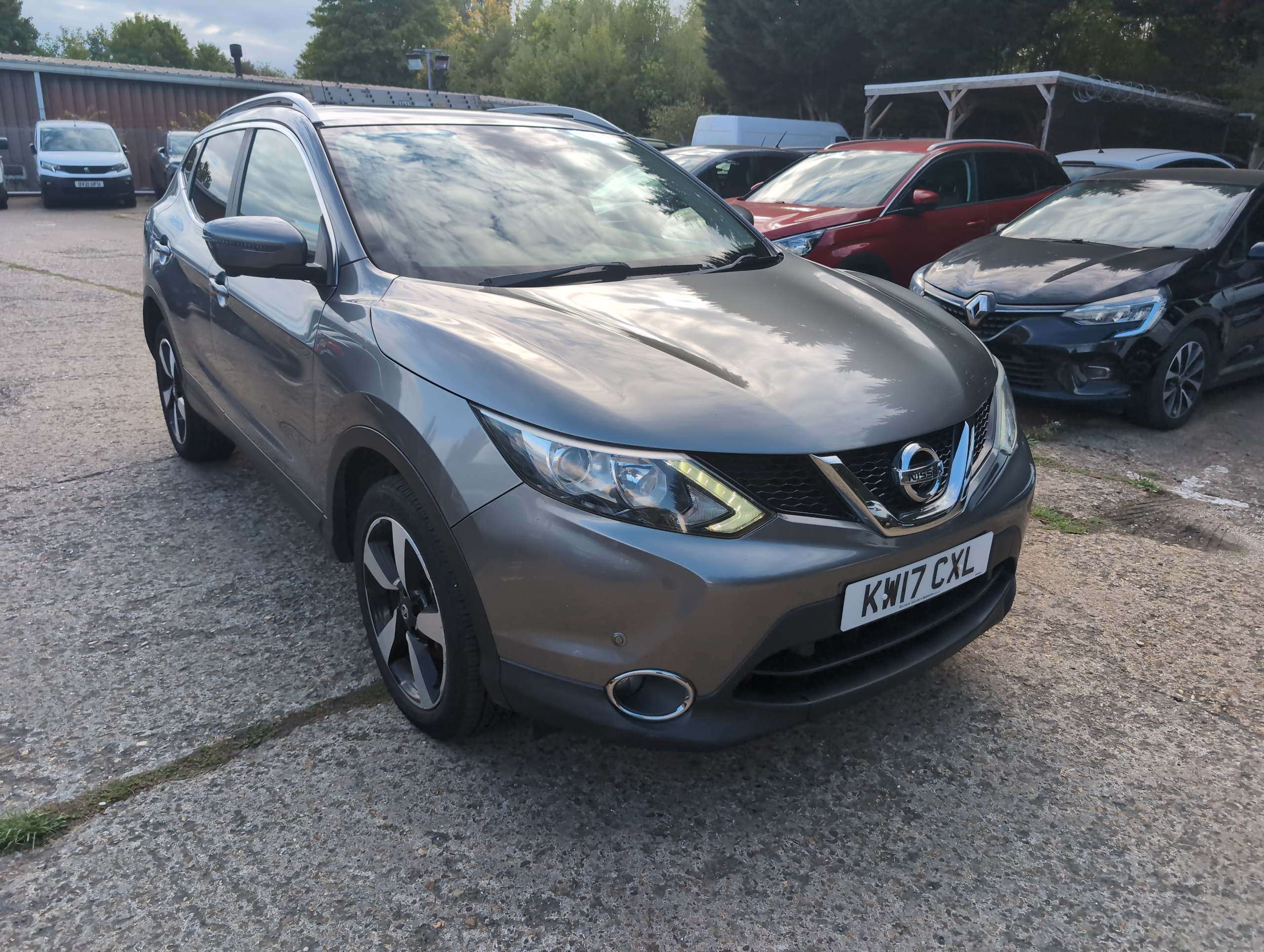 A 2017 NISSAN QASHQAI 1.6 dCi N-Connecta SUV 5dr Diesel Manual 2WD Euro 6 (s/s) (130 ps) A 2017 NISSAN QASHQAI 1.6 dCi N-Connecta SUV 5dr Diesel Manual 2WD Euro 6 (s/s) (130 ps)
