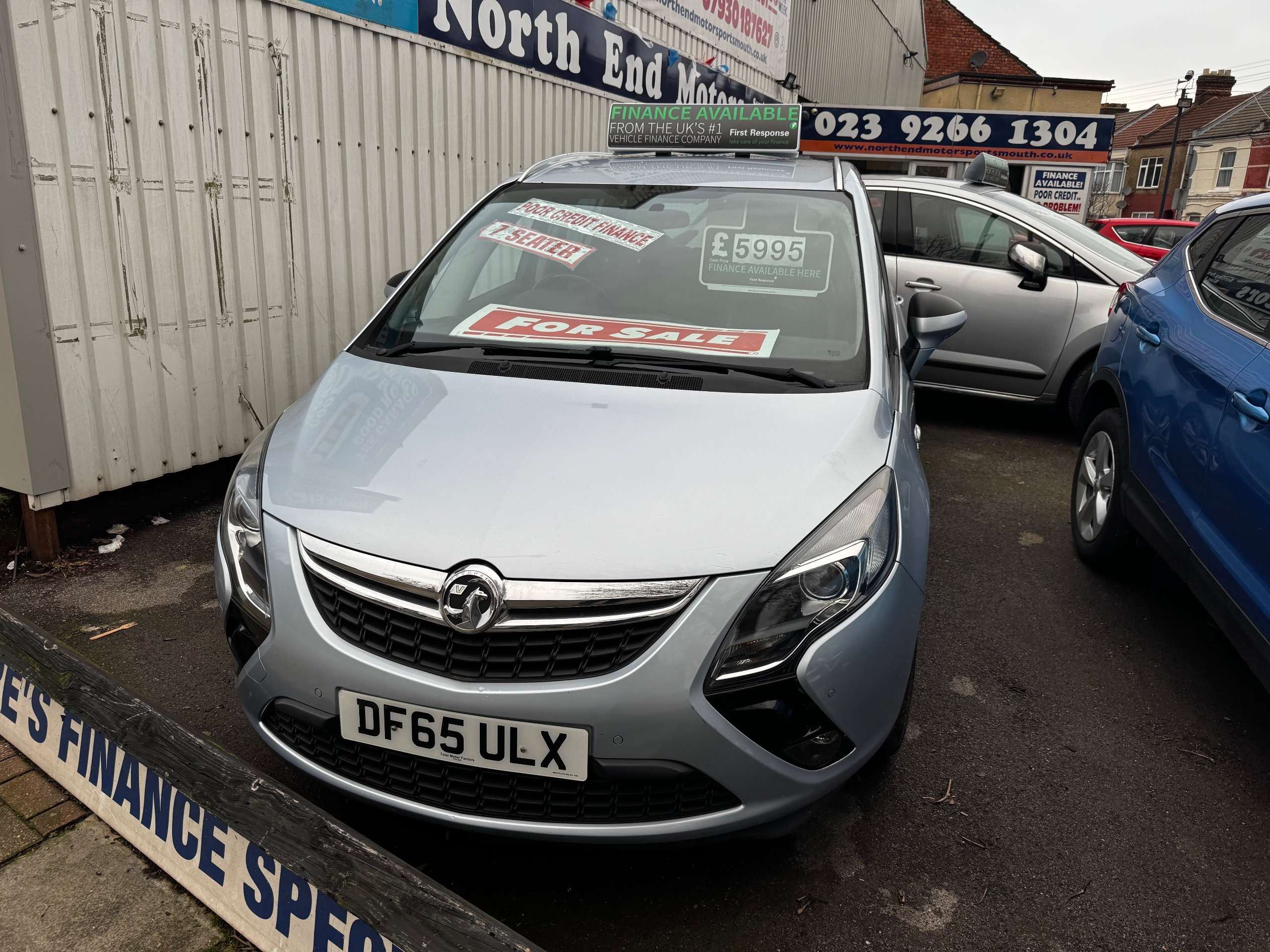 A 2015 VAUXHALL ZAFIRA TOURER 1.4i Turbo SRi MPV 5dr Petrol Manual Euro 6 (140 ps) A 2015 VAUXHALL ZAFIRA TOURER 1.4i Turbo SRi MPV 5dr Petrol Manual Euro 6 (140 ps)