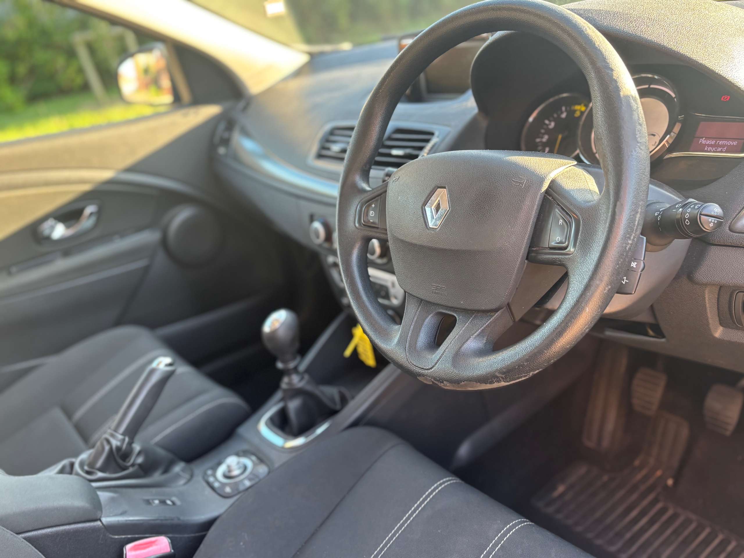 2014 RENAULT MEGANE 2014 RENAULT MEGANE