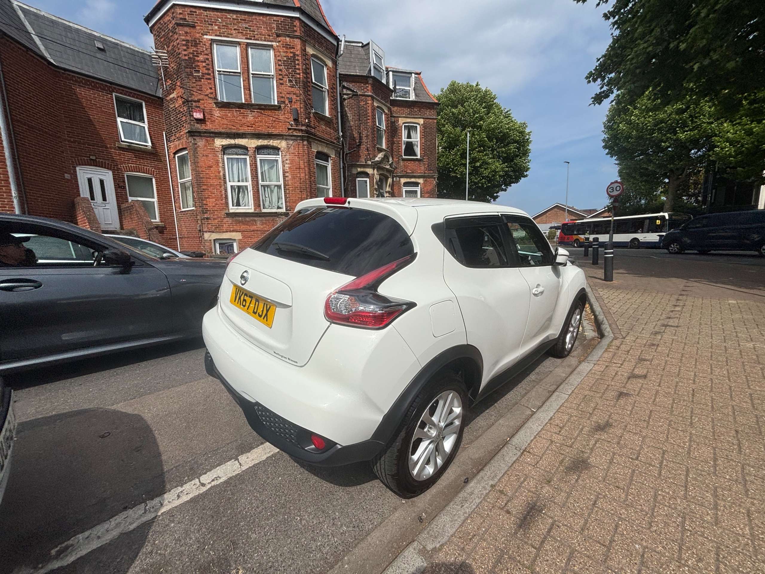 2017 NISSAN JUKE 2017 NISSAN JUKE