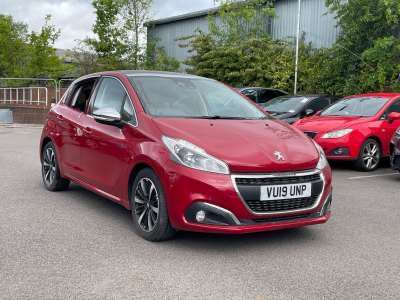 2019 PEUGEOT 208 2019 PEUGEOT 208