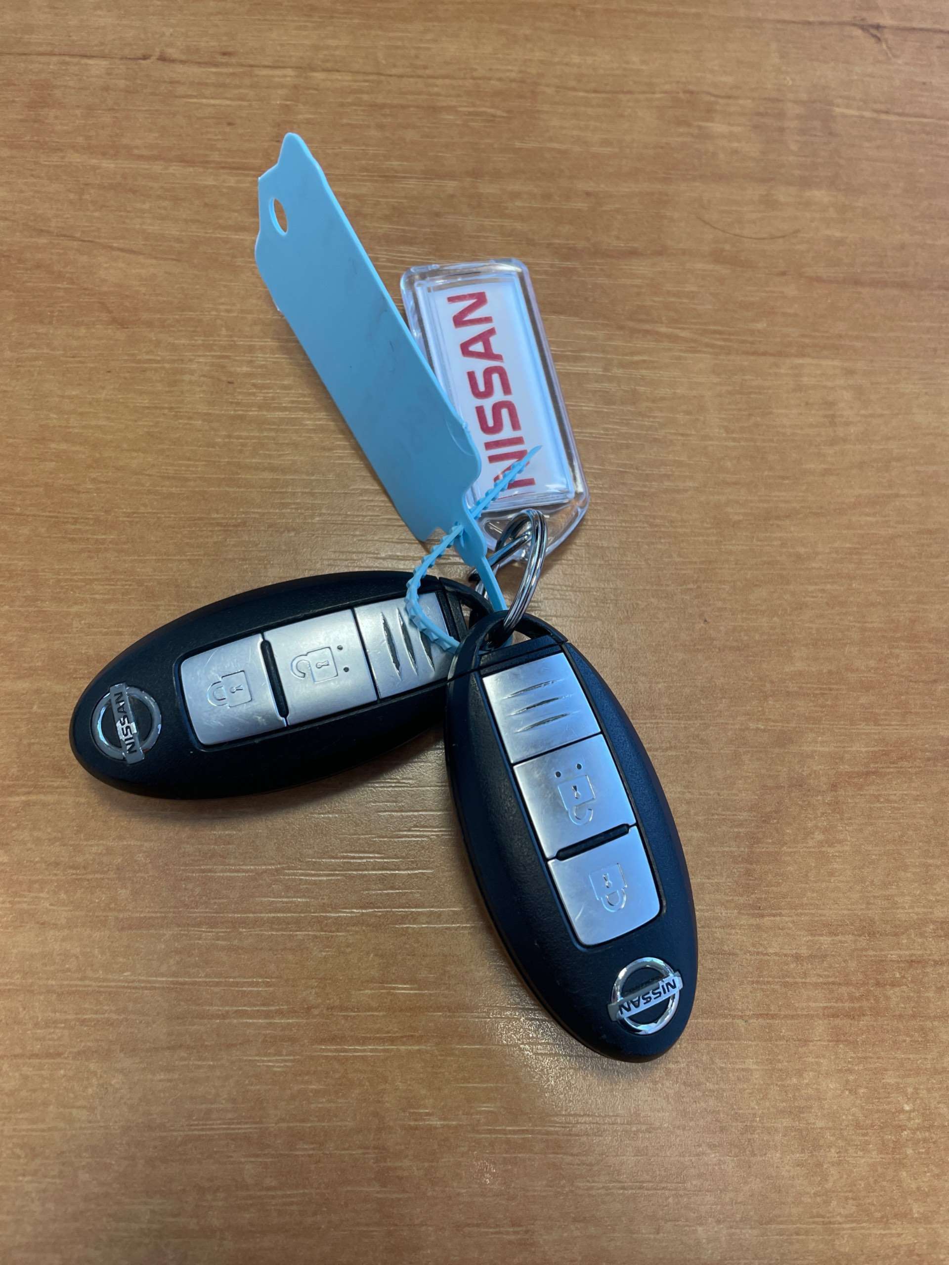 A 2015 NISSAN JUKE 1.2 DIG-T Tekna SUV 5dr Petrol Manual Euro 5 (s/s) Euro 5 (115 ps) A 2015 NISSAN JUKE 1.2 DIG-T Tekna SUV 5dr Petrol Manual Euro 5 (s/s) Euro 5 (115 ps)