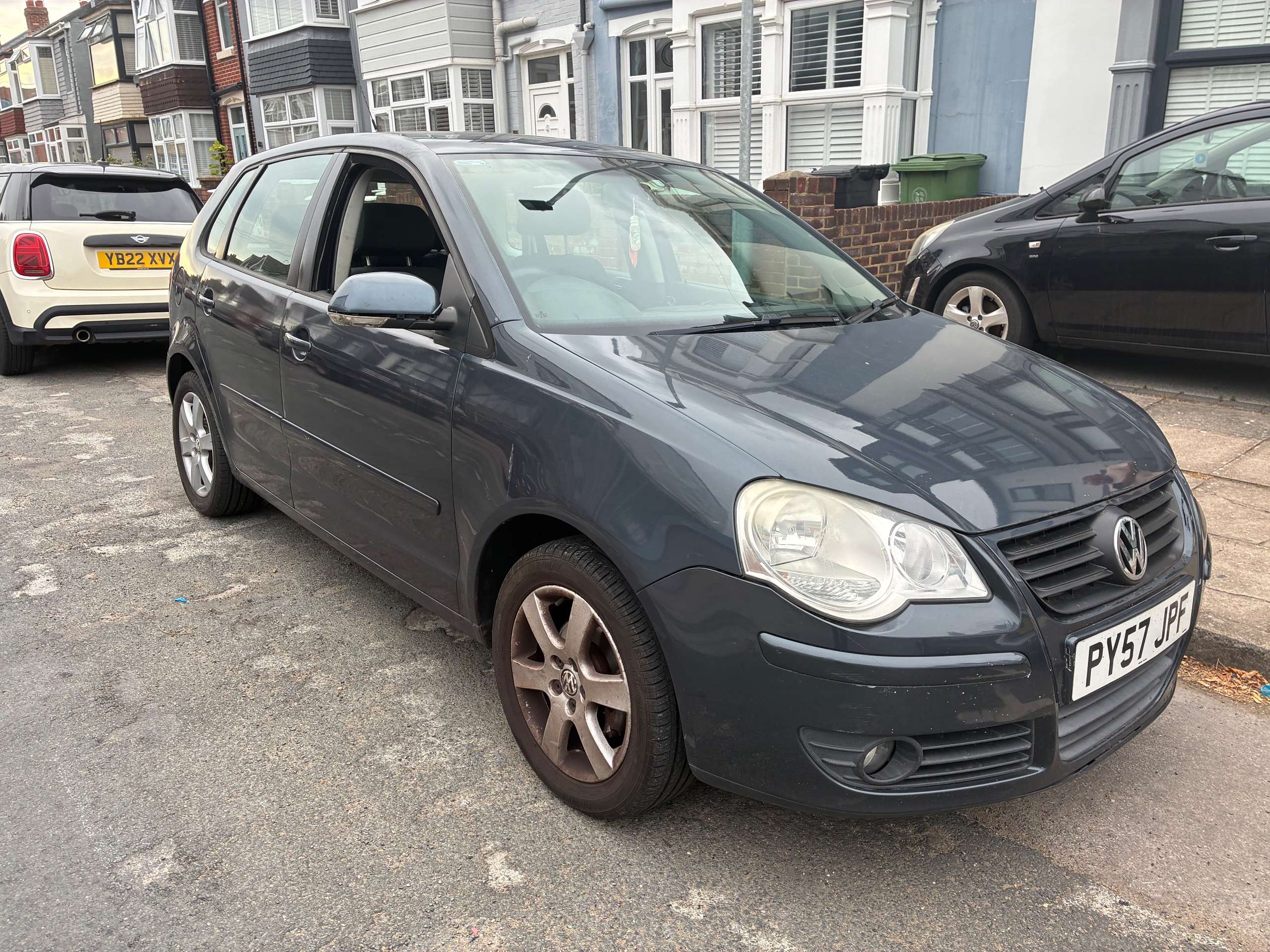 A 2008 VOLKSWAGEN POLO 1.2 Match Hatchback 5dr Petrol Manual (138 g/km, 70 bhp) A 2008 VOLKSWAGEN POLO 1.2 Match Hatchback 5dr Petrol Manual (138 g/km, 70 bhp)