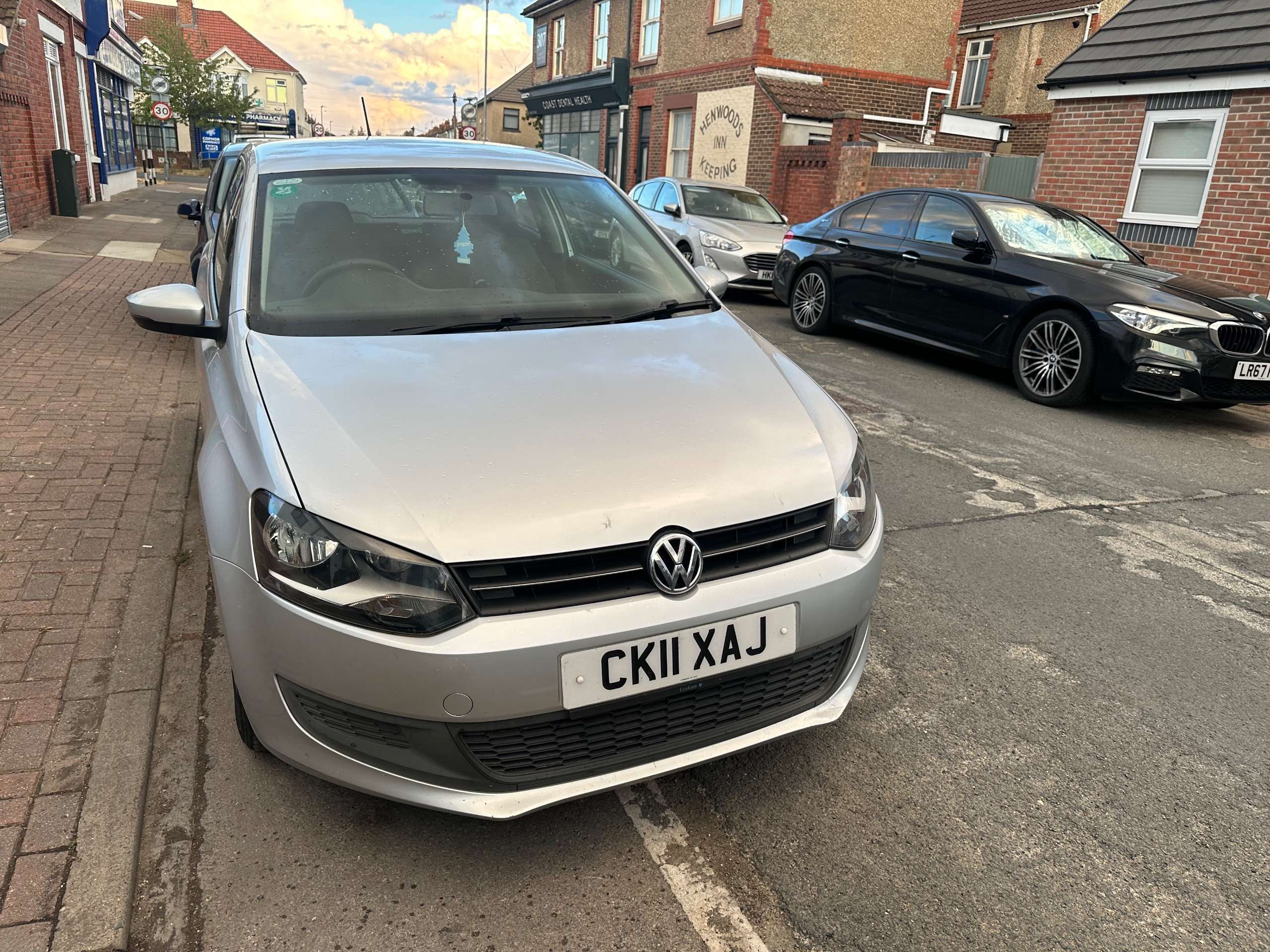 A 2011 VOLKSWAGEN POLO 1.6 TDI SE Hatchback 3dr Diesel Manual Euro 5 (75 ps) A 2011 VOLKSWAGEN POLO 1.6 TDI SE Hatchback 3dr Diesel Manual Euro 5 (75 ps)