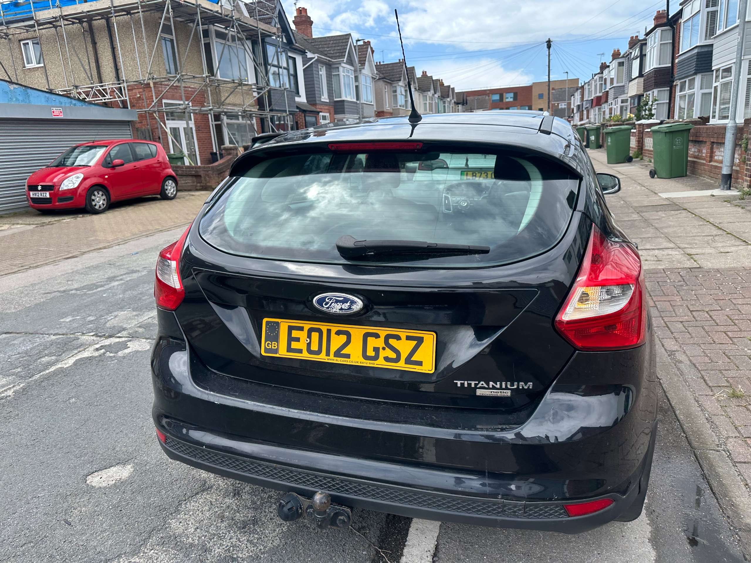 A 2012 FORD FOCUS 1.6 TDCi Titanium Hatchback 5dr Diesel Manual Euro 5 (s/s) (115 ps) A 2012 FORD FOCUS 1.6 TDCi Titanium Hatchback 5dr Diesel Manual Euro 5 (s/s) (115 ps)