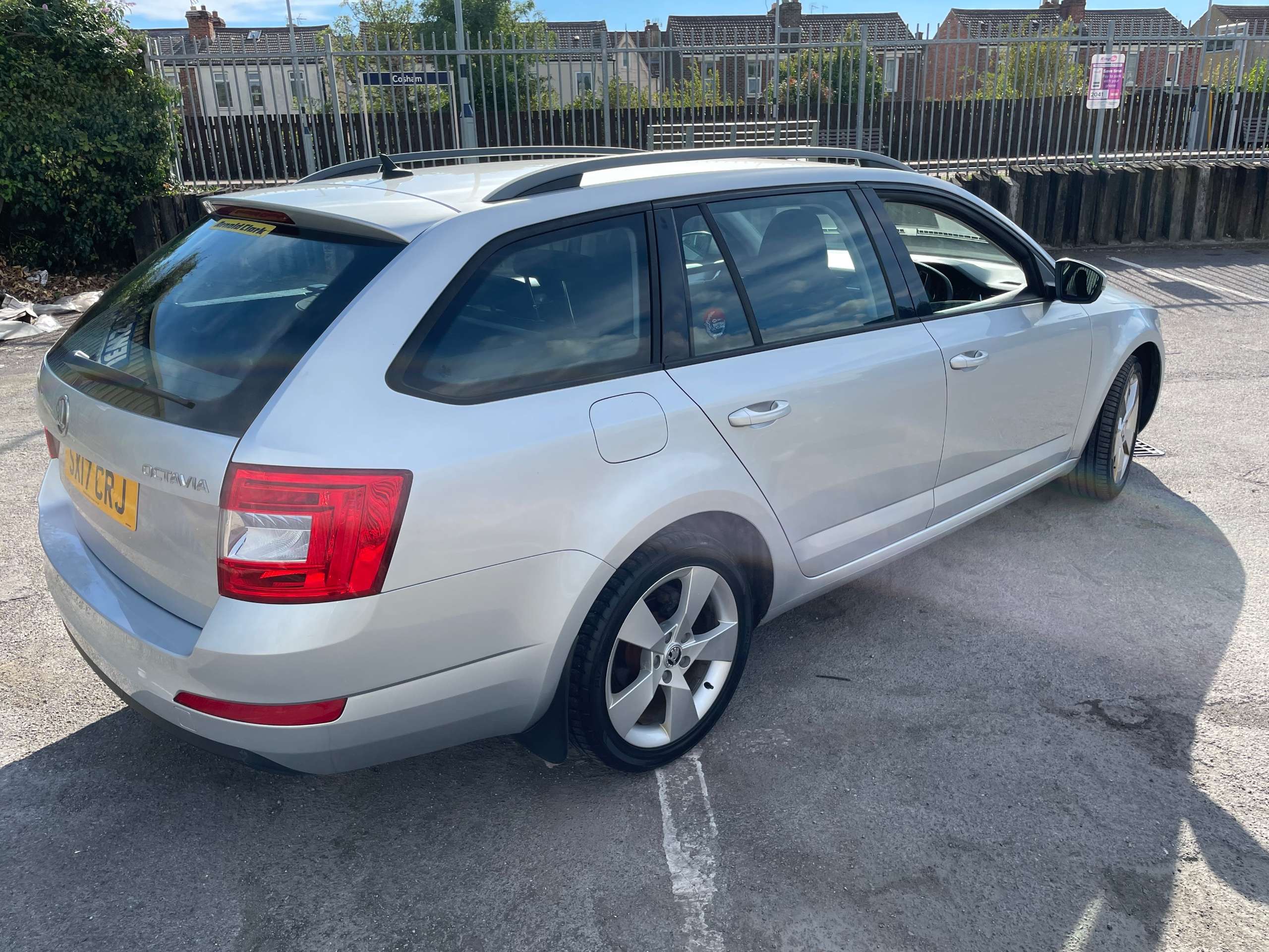 A 2017 SKODA OCTAVIA 1.6 TDI SE Sport Estate 5dr Diesel Manual Euro 6 (s/s) (110 ps) A 2017 SKODA OCTAVIA 1.6 TDI SE Sport Estate 5dr Diesel Manual Euro 6 (s/s) (110 ps)