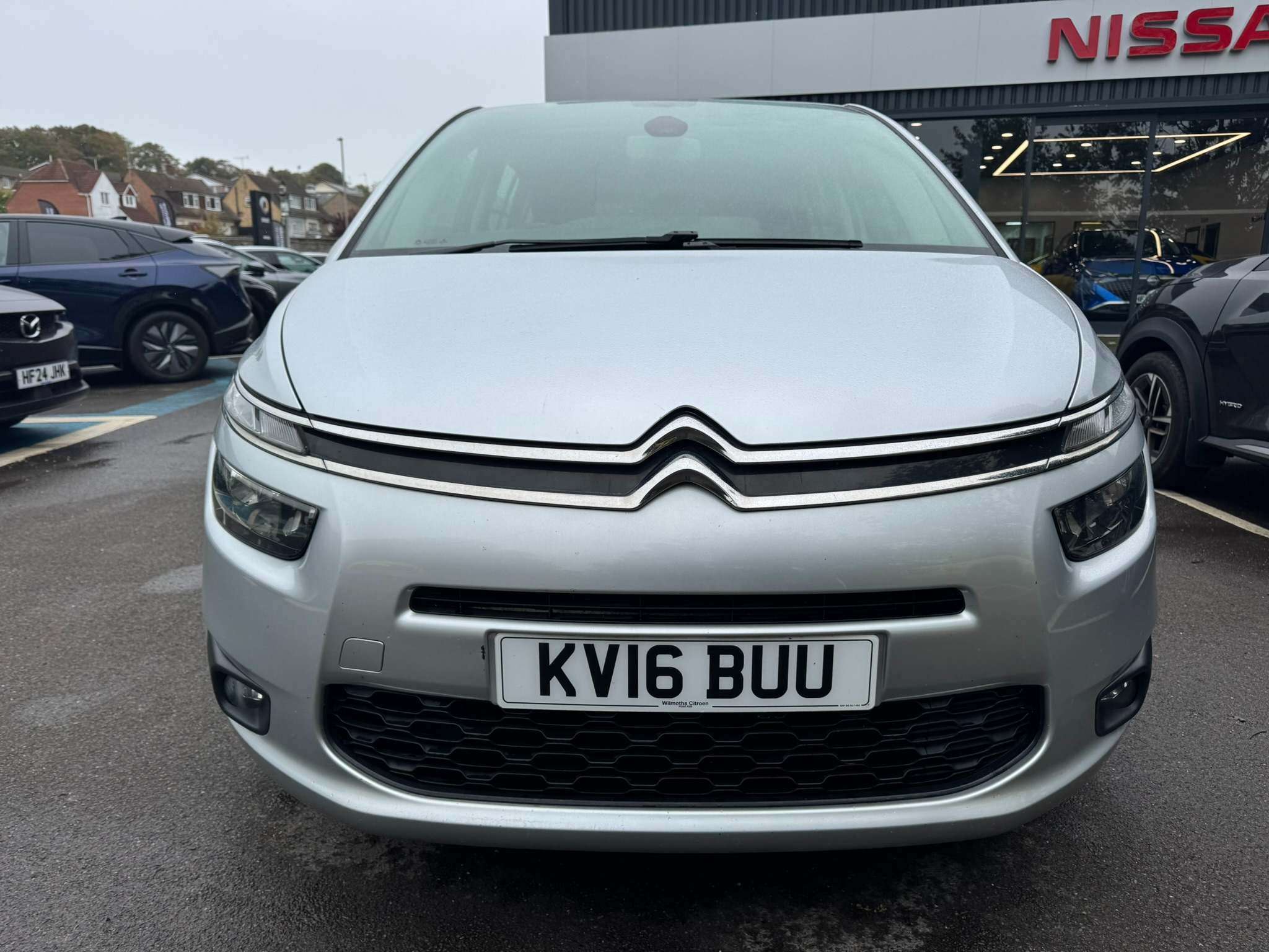 A 2016 CITROEN GRAND C4 PICASSO 1.2 PureTech VTR+ MPV 5dr Petrol Manual Euro 6 (s/s) (130 ps) A 2016 CITROEN GRAND C4 PICASSO 1.2 PureTech VTR+ MPV 5dr Petrol Manual Euro 6 (s/s) (130 ps)