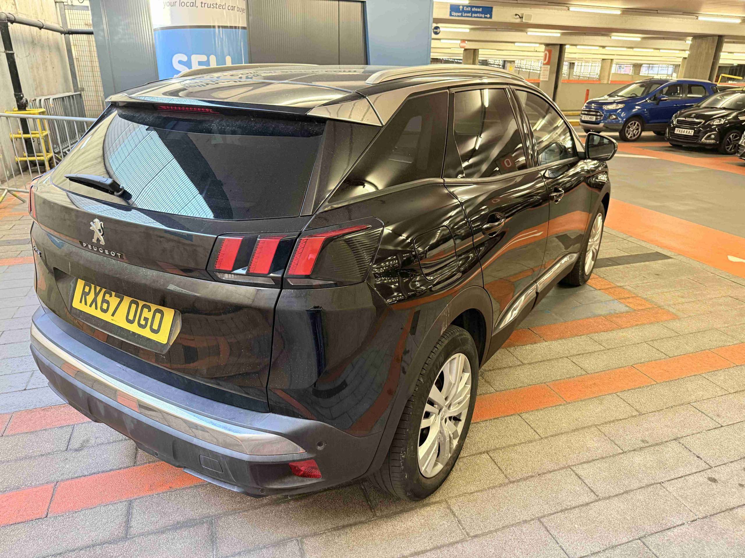 A 2017 PEUGEOT 3008 1.6 BlueHDi Allure SUV 5dr Diesel Manual Euro 6 (s/s) (120 ps) A 2017 PEUGEOT 3008 1.6 BlueHDi Allure SUV 5dr Diesel Manual Euro 6 (s/s) (120 ps)
