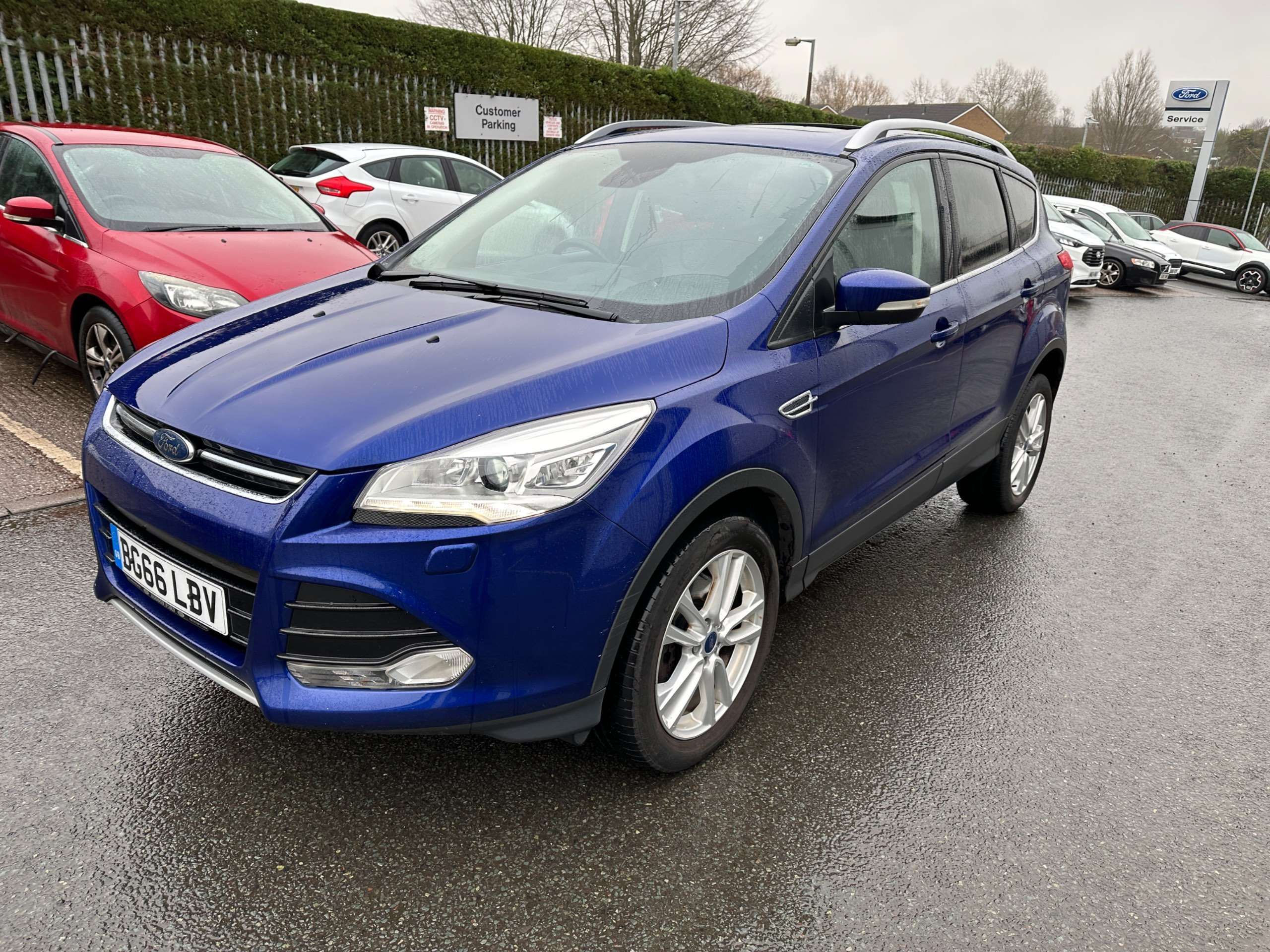 A 2016 FORD KUGA 2.0 TDCi Titanium X SUV 5dr Diesel Manual 2WD Euro 6 (s/s) (150 ps) A 2016 FORD KUGA 2.0 TDCi Titanium X SUV 5dr Diesel Manual 2WD Euro 6 (s/s) (150 ps)