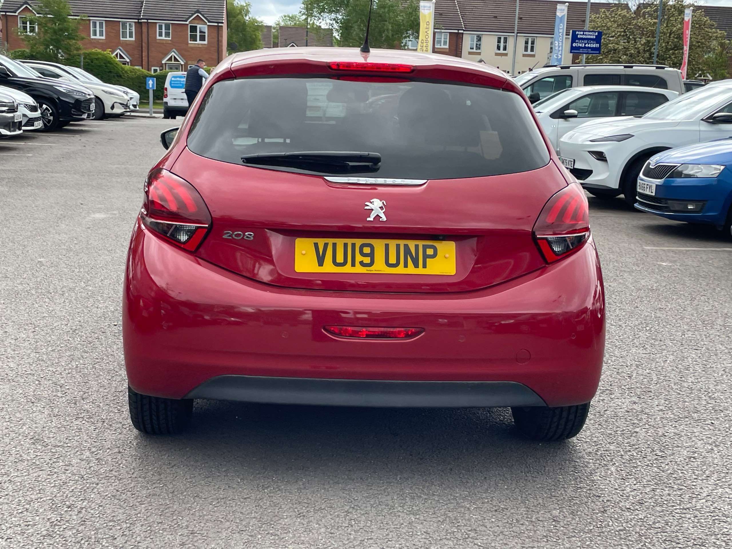 2019 PEUGEOT 208 2019 PEUGEOT 208