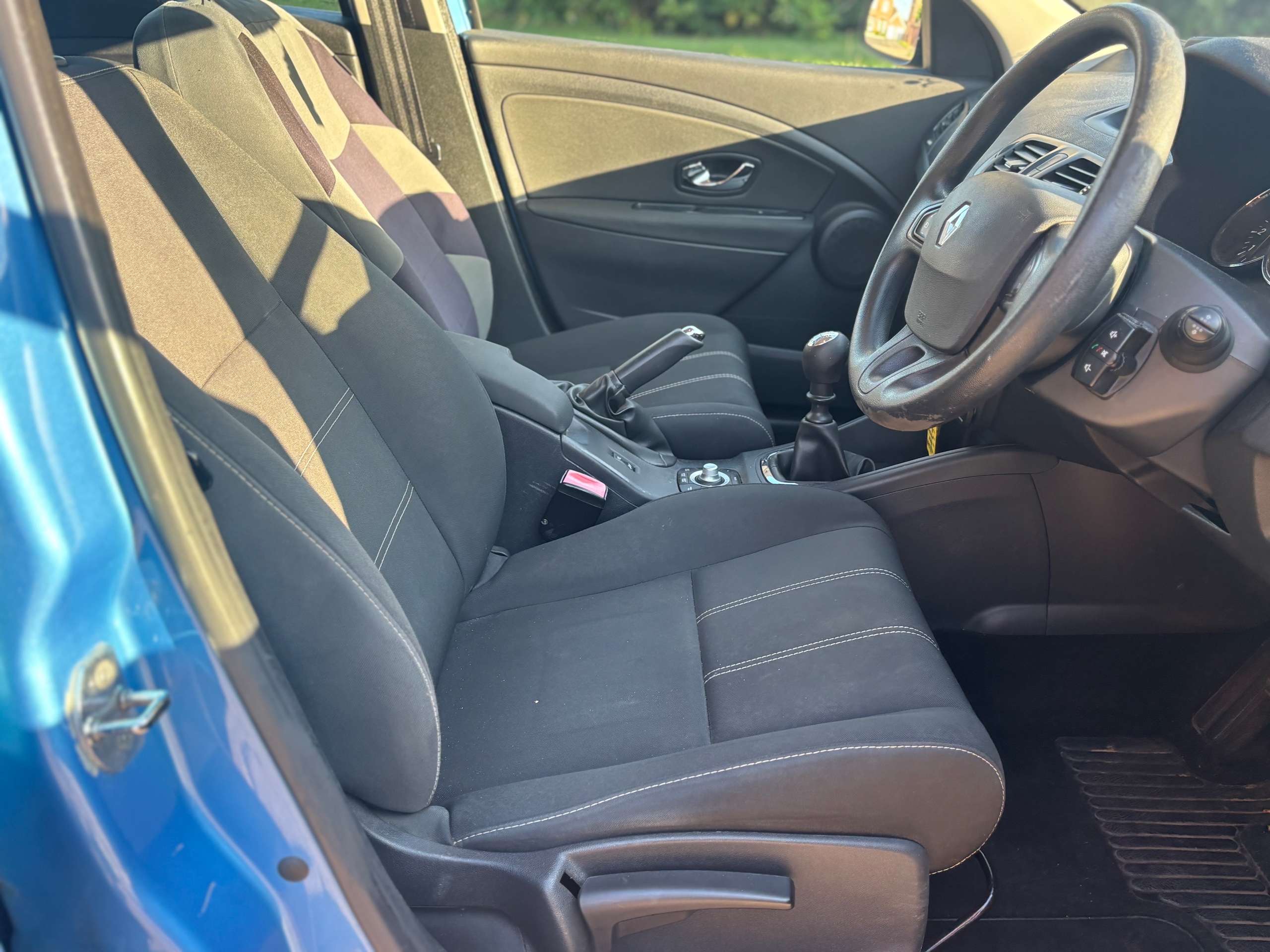 2014 RENAULT MEGANE 2014 RENAULT MEGANE