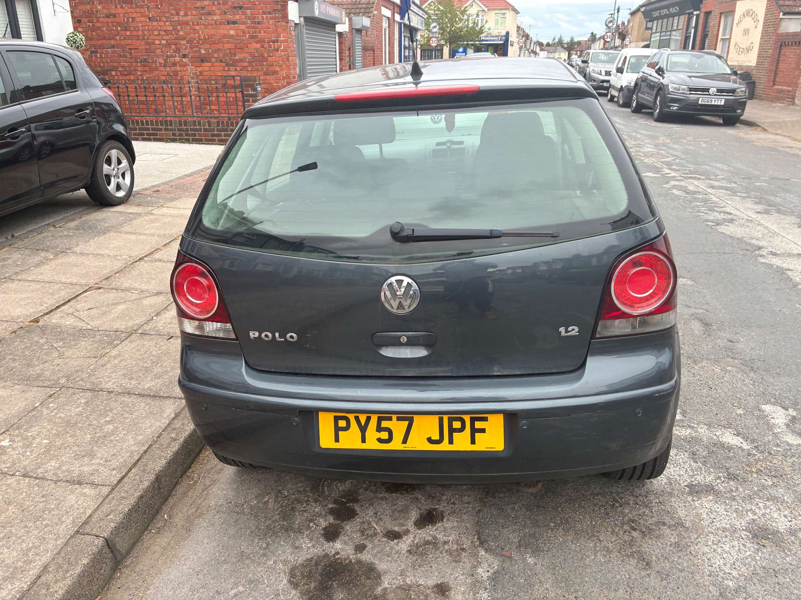 A 2008 VOLKSWAGEN POLO 1.2 Match Hatchback 5dr Petrol Manual (138 g/km, 70 bhp) A 2008 VOLKSWAGEN POLO 1.2 Match Hatchback 5dr Petrol Manual (138 g/km, 70 bhp)