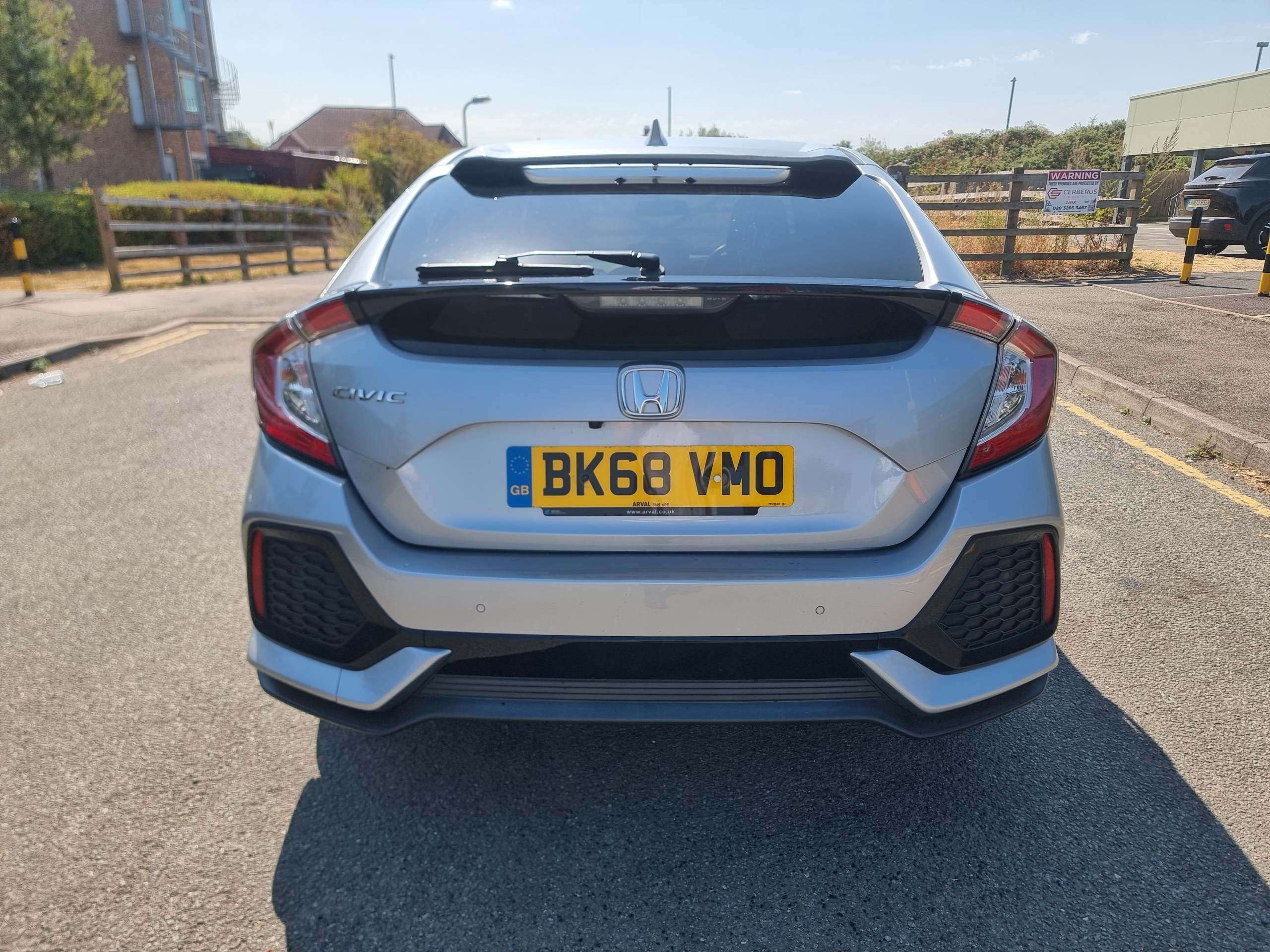 A 2018 HONDA CIVIC 1.0 VTEC Turbo SR Hatchback 5dr Petrol Manual Euro 6 (s/s) (126 ps) A 2018 HONDA CIVIC 1.0 VTEC Turbo SR Hatchback 5dr Petrol Manual Euro 6 (s/s) (126 ps)