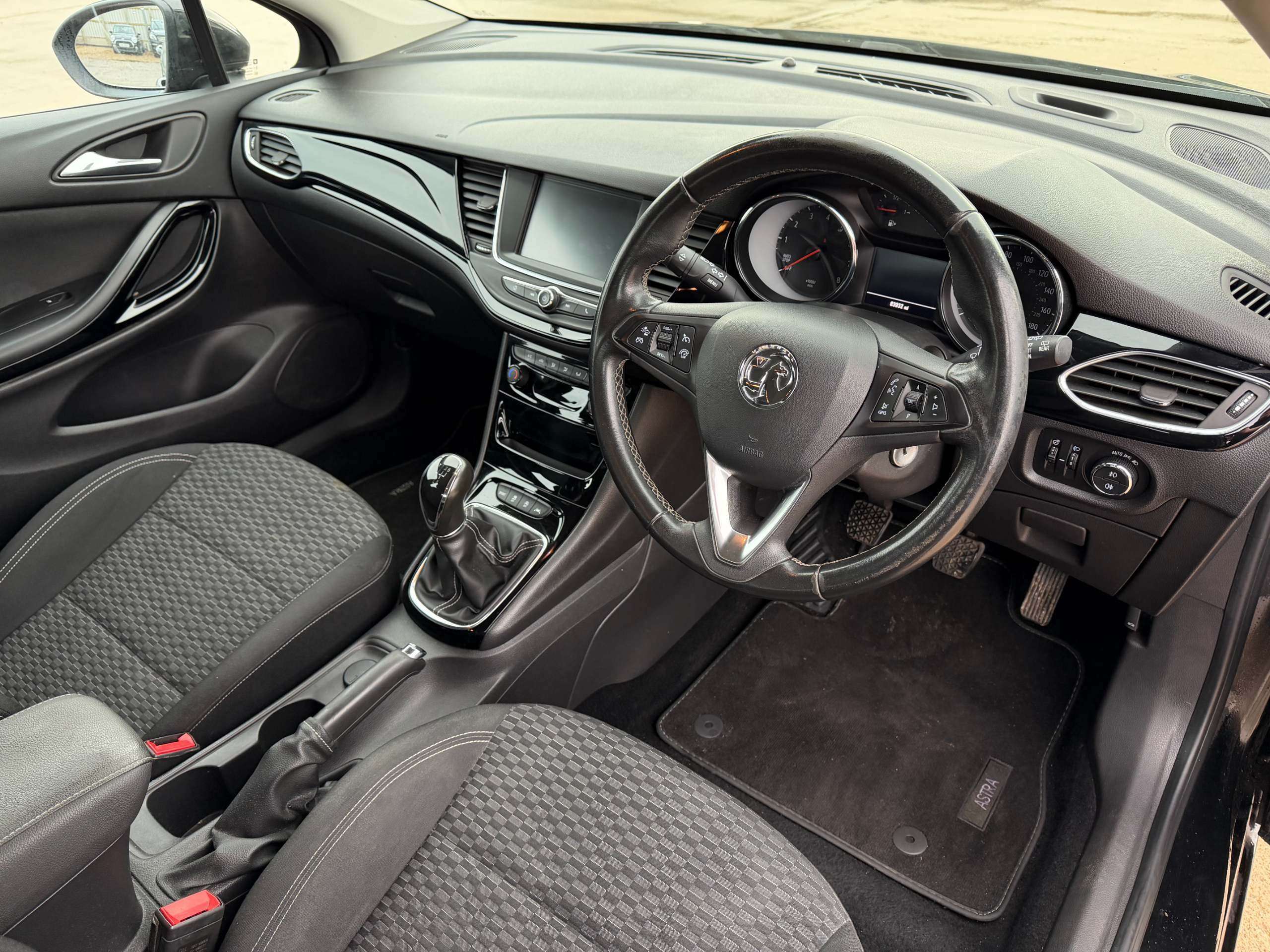 2017 VAUXHALL ASTRA 2017 VAUXHALL ASTRA