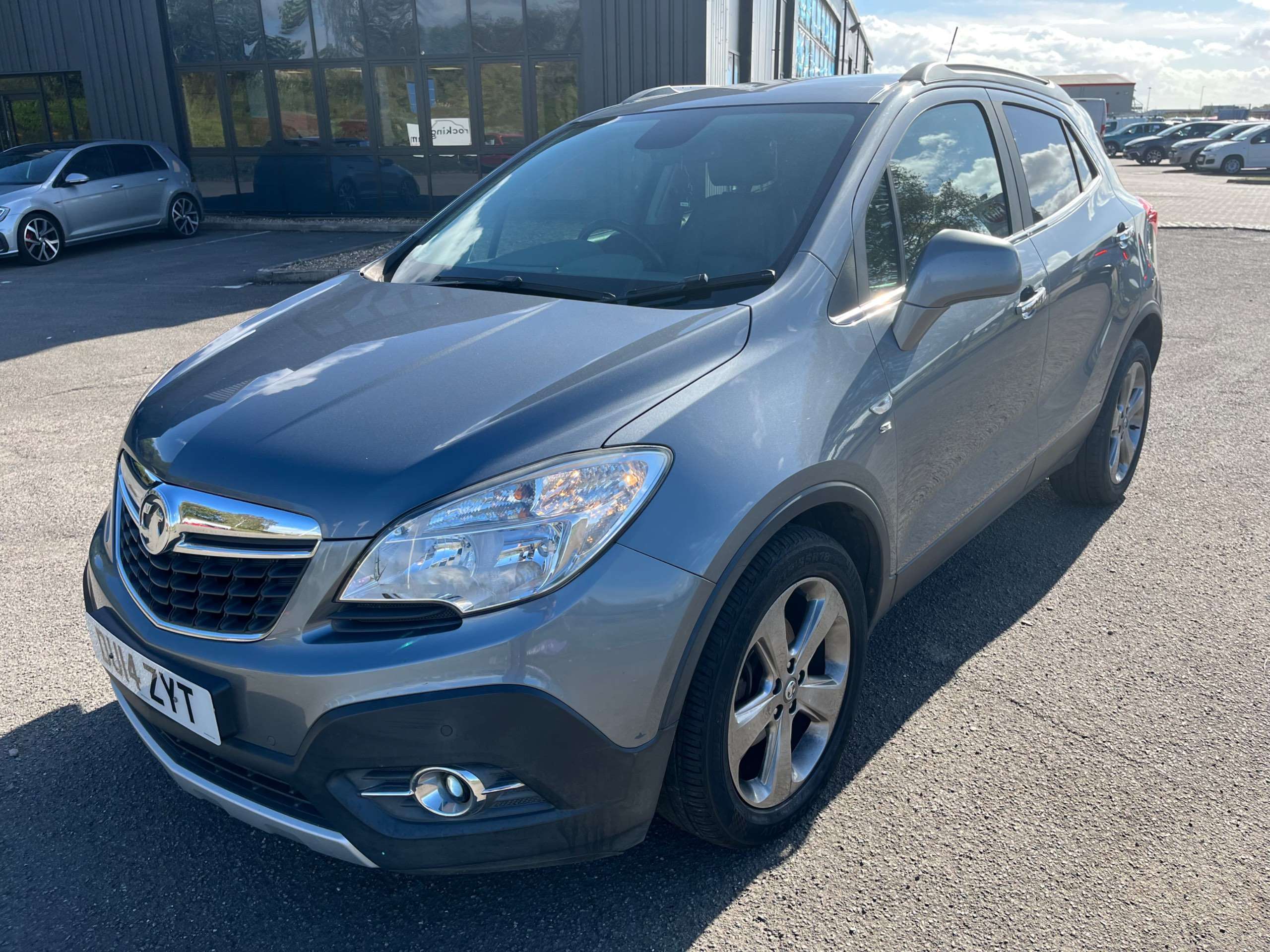 A 2014 VAUXHALL MOKKA 1.7 CDTi SE SUV 5dr Diesel Manual 4WD Euro 5 (s/s) (130 ps) A 2014 VAUXHALL MOKKA 1.7 CDTi SE SUV 5dr Diesel Manual 4WD Euro 5 (s/s) (130 ps)