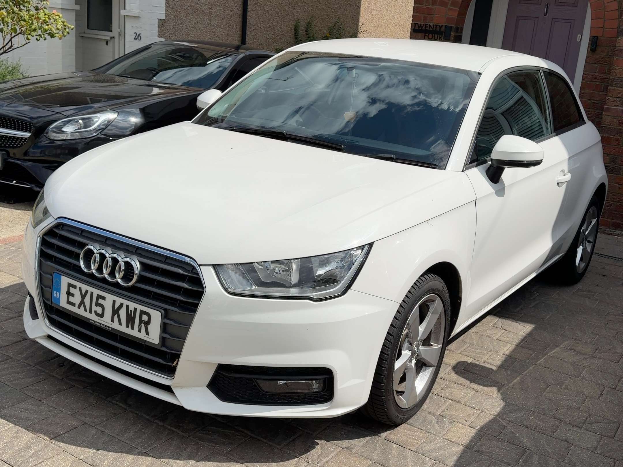 A 2015 AUDI A1 1.4 TFSI Sport Hatchback 3dr Petrol Manual Euro 6 (s/s) (125 ps) A 2015 AUDI A1 1.4 TFSI Sport Hatchback 3dr Petrol Manual Euro 6 (s/s) (125 ps)