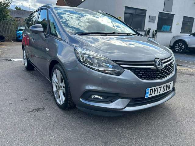 A 2017 VAUXHALL ZAFIRA TOURER 1.4i Turbo SRi MPV 5dr Petrol Manual Euro 6 (140 ps) A 2017 VAUXHALL ZAFIRA TOURER 1.4i Turbo SRi MPV 5dr Petrol Manual Euro 6 (140 ps)