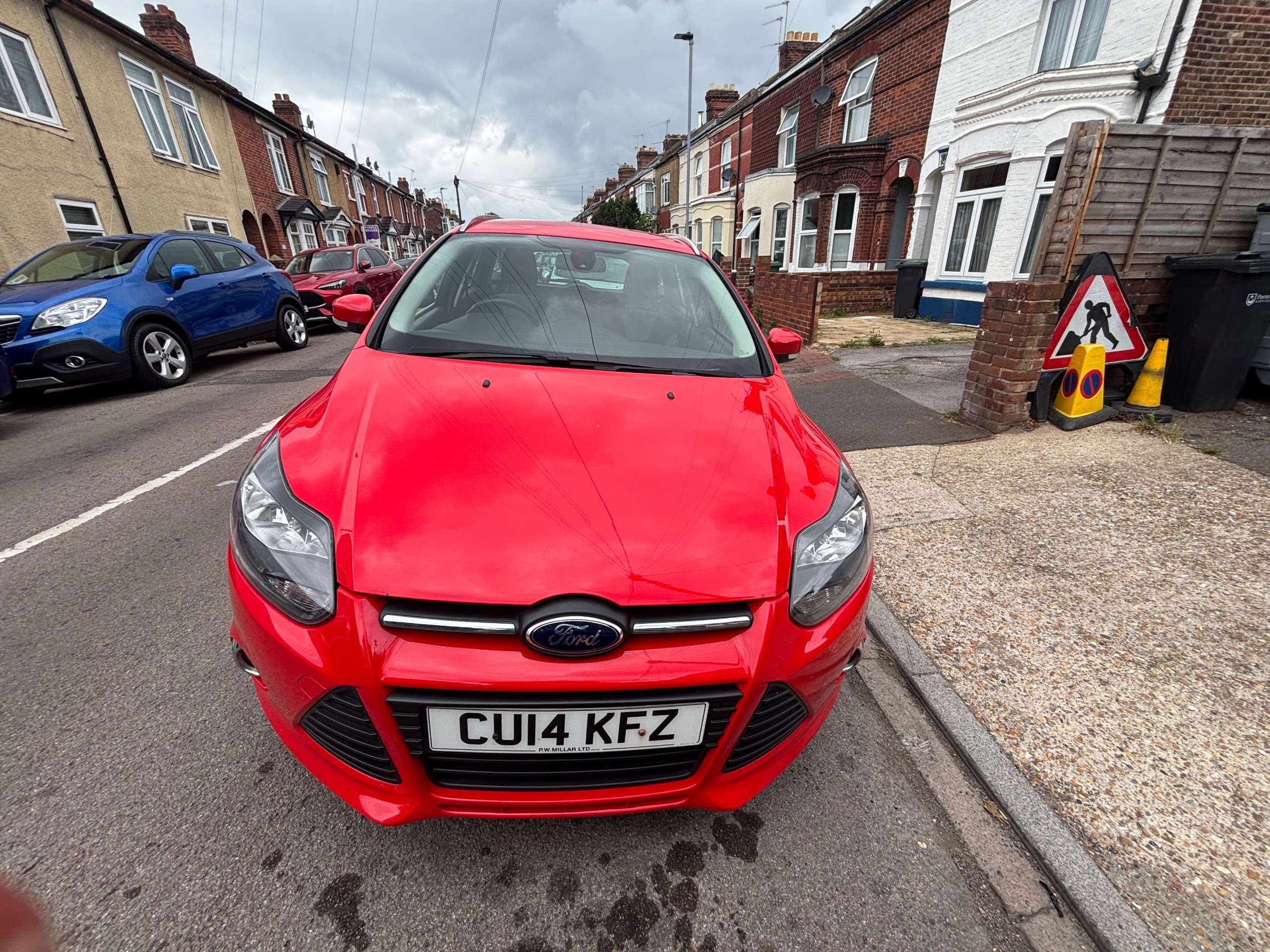 A 2014 FORD FOCUS 1.6 125 Zetec 5dr Powershift A 2014 FORD FOCUS 1.6 125 Zetec 5dr Powershift