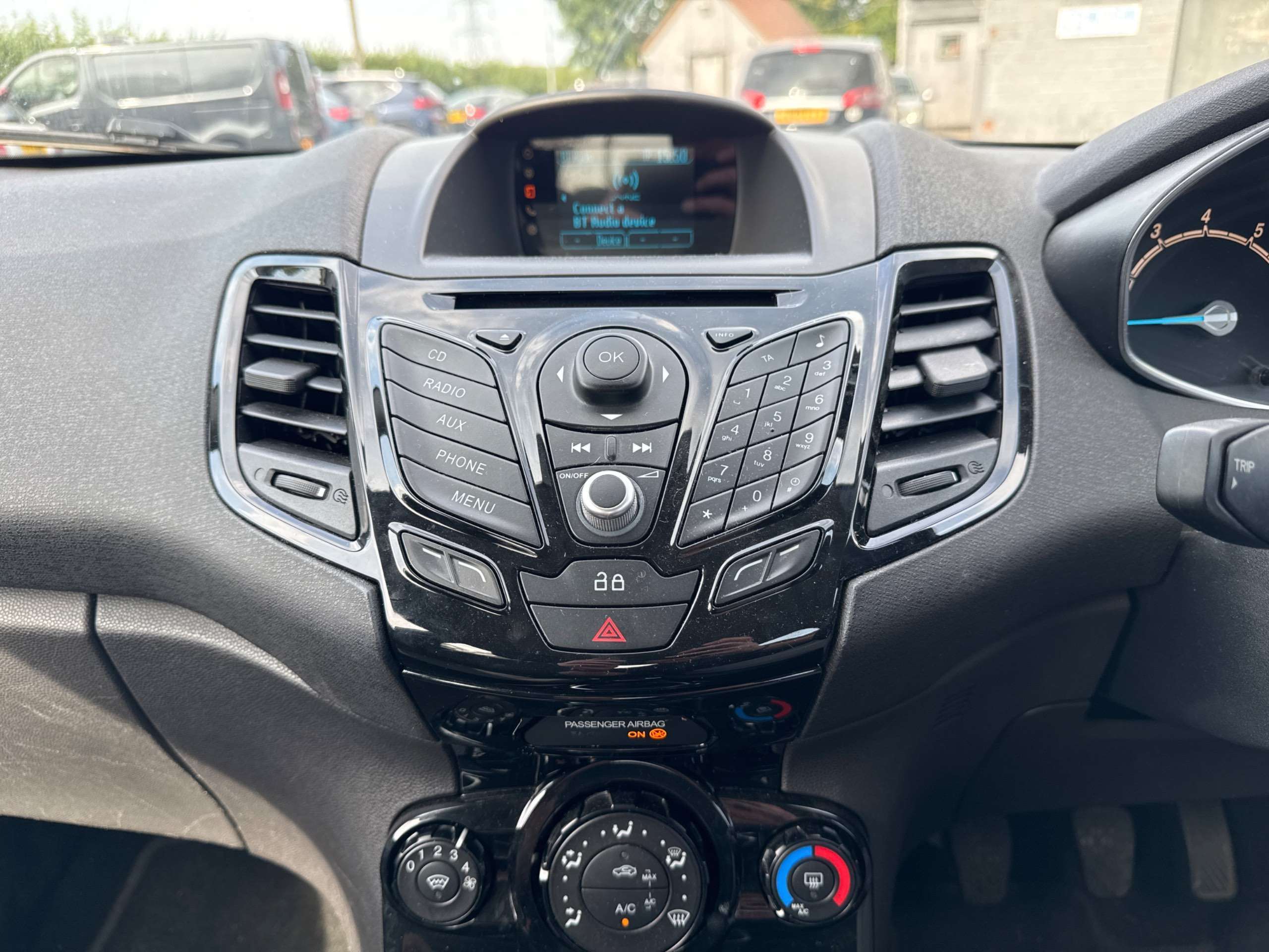 2014 FORD FIESTA 2014 FORD FIESTA