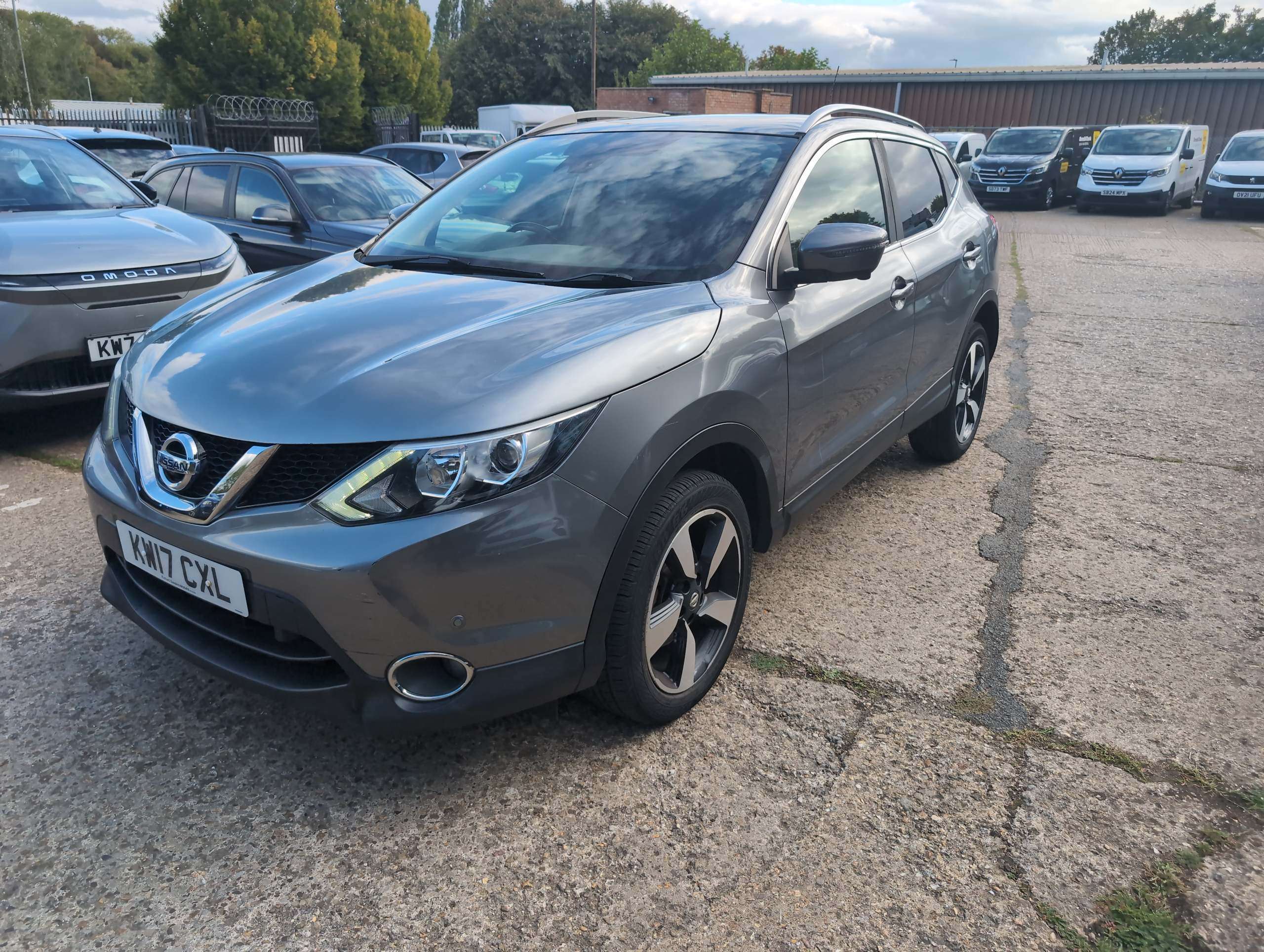 A 2017 NISSAN QASHQAI 1.6 dCi N-Connecta SUV 5dr Diesel Manual 2WD Euro 6 (s/s) (130 ps) A 2017 NISSAN QASHQAI 1.6 dCi N-Connecta SUV 5dr Diesel Manual 2WD Euro 6 (s/s) (130 ps)