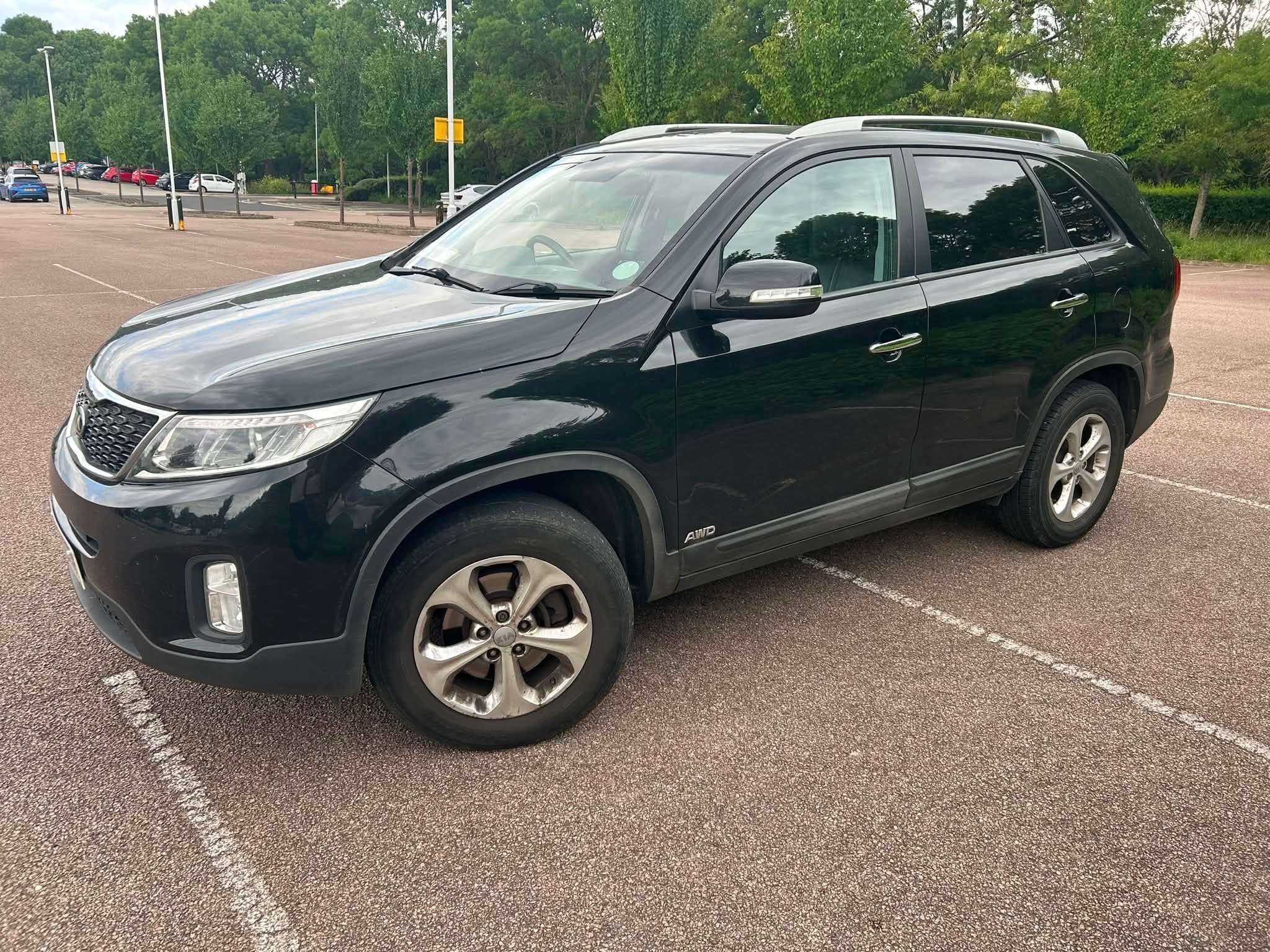 A 2014 KIA SORENTO 2.2 CRDi KX-2 SUV 5dr Diesel Manual AWD Euro 5 (194 bhp) A 2014 KIA SORENTO 2.2 CRDi KX-2 SUV 5dr Diesel Manual AWD Euro 5 (194 bhp)