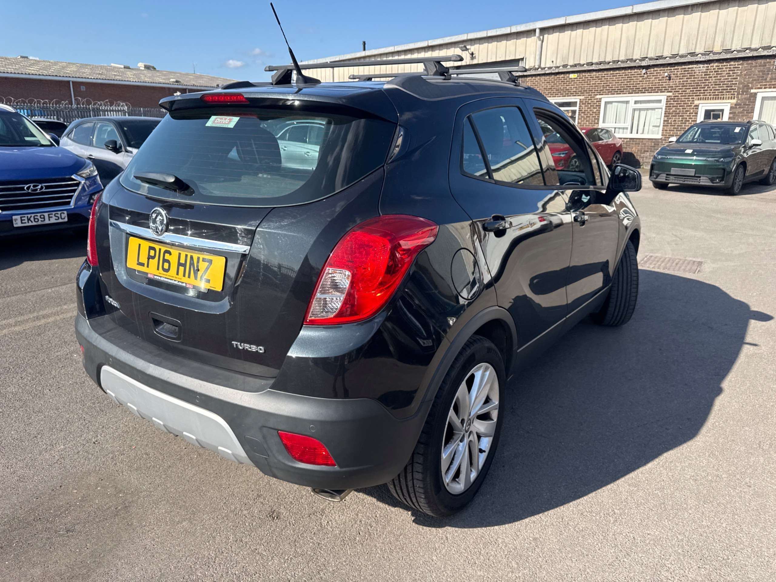 A 2016 VAUXHALL MOKKA 1.4i Turbo Exclusiv SUV 5dr Petrol Manual 2WD Euro 6 (s/s) (140 ps) A 2016 VAUXHALL MOKKA 1.4i Turbo Exclusiv SUV 5dr Petrol Manual 2WD Euro 6 (s/s) (140 ps)