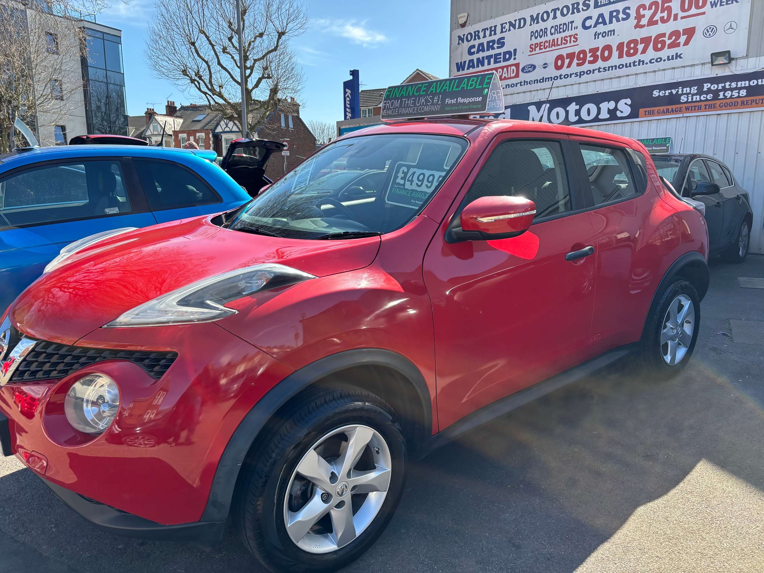 A 2015 NISSAN JUKE VISIA A 2015 NISSAN JUKE VISIA