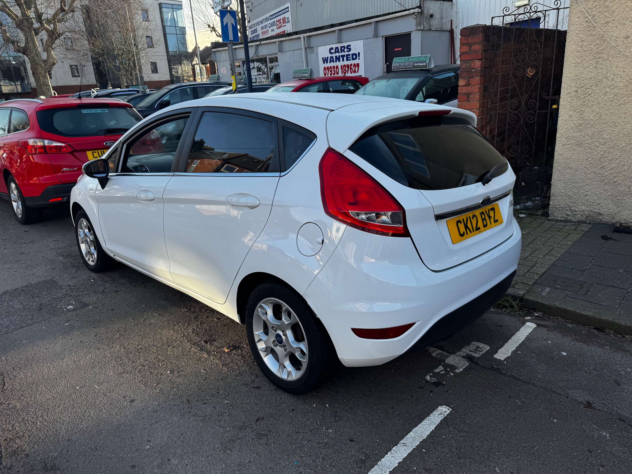 A 2012 FORD FIESTA 1.4 TDCi DPF Zetec Hatchback 5dr Diesel Manual (107 g/km, 69 bhp) A 2012 FORD FIESTA 1.4 TDCi DPF Zetec Hatchback 5dr Diesel Manual (107 g/km, 69 bhp)
