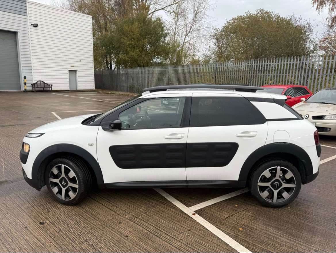 2015 CITROEN C4 CACTUS 2015 CITROEN C4 CACTUS