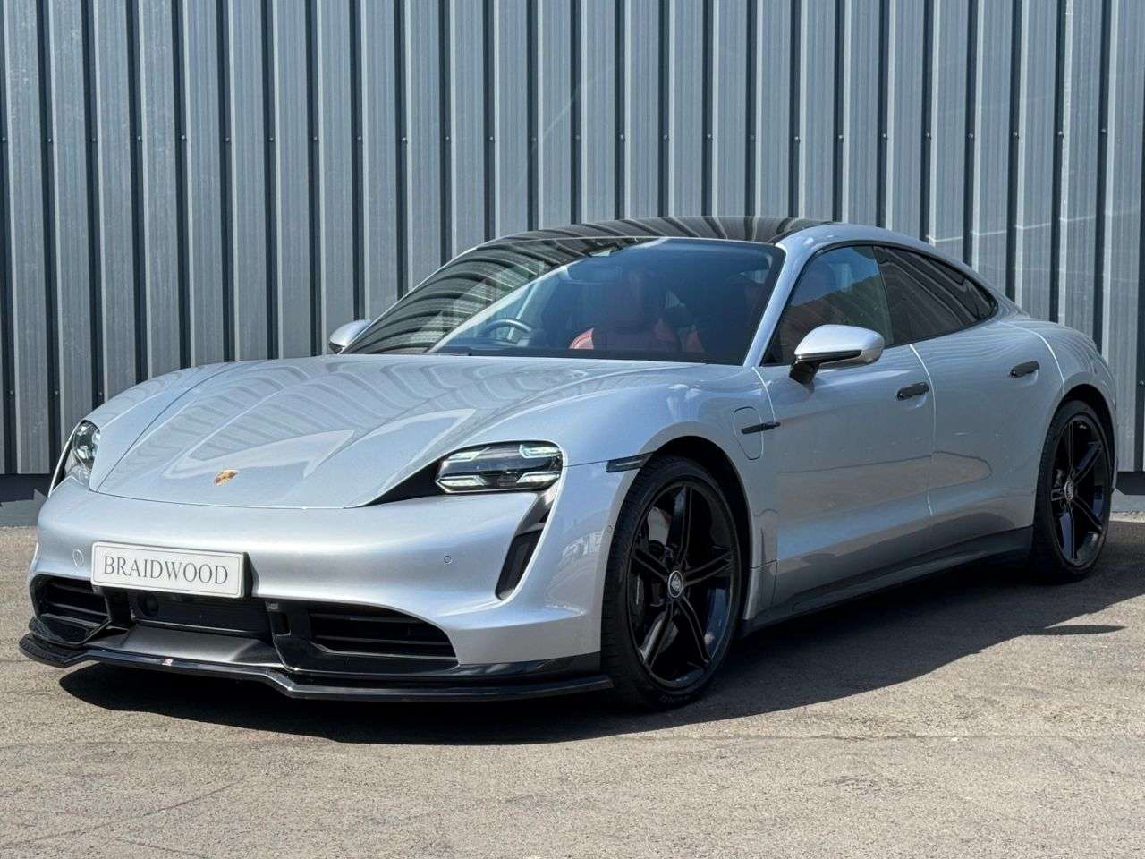 2020 PORSCHE TAYCAN 2020 PORSCHE TAYCAN