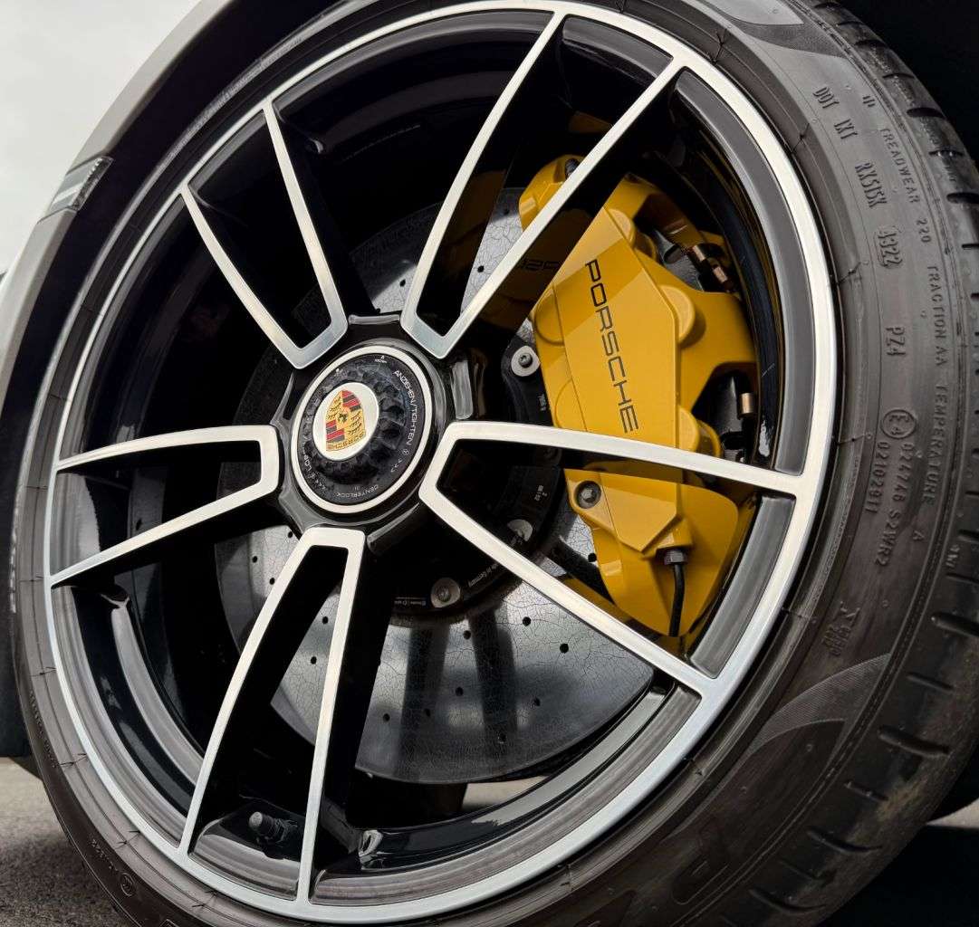 2022 PORSCHE 911 2022 PORSCHE 911