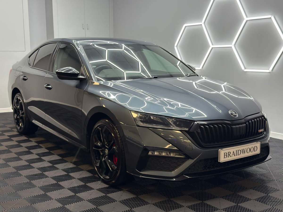 Check out this Skoda Octavia 2021 Hybrid Electric Automatic