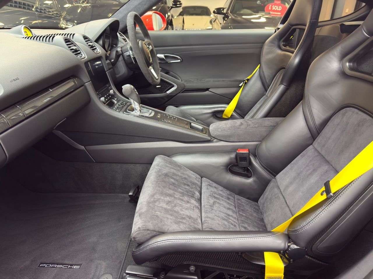 2018 PORSCHE 718 CAYMAN 2018 PORSCHE 718 CAYMAN