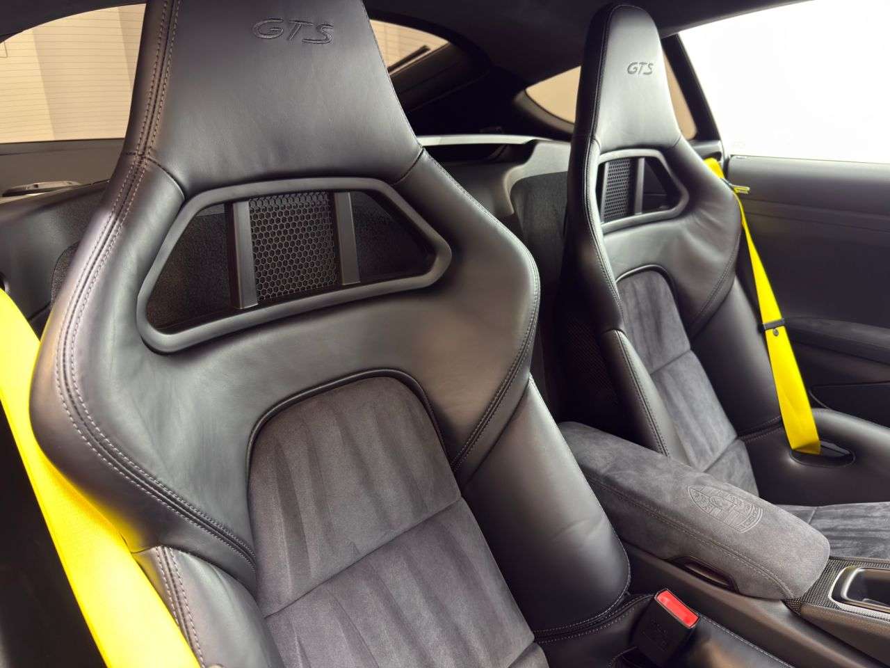 2018 PORSCHE 718 CAYMAN 2018 PORSCHE 718 CAYMAN