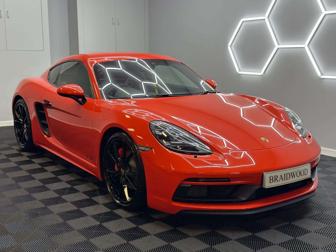 2018 PORSCHE 718 CAYMAN 2018 PORSCHE 718 CAYMAN