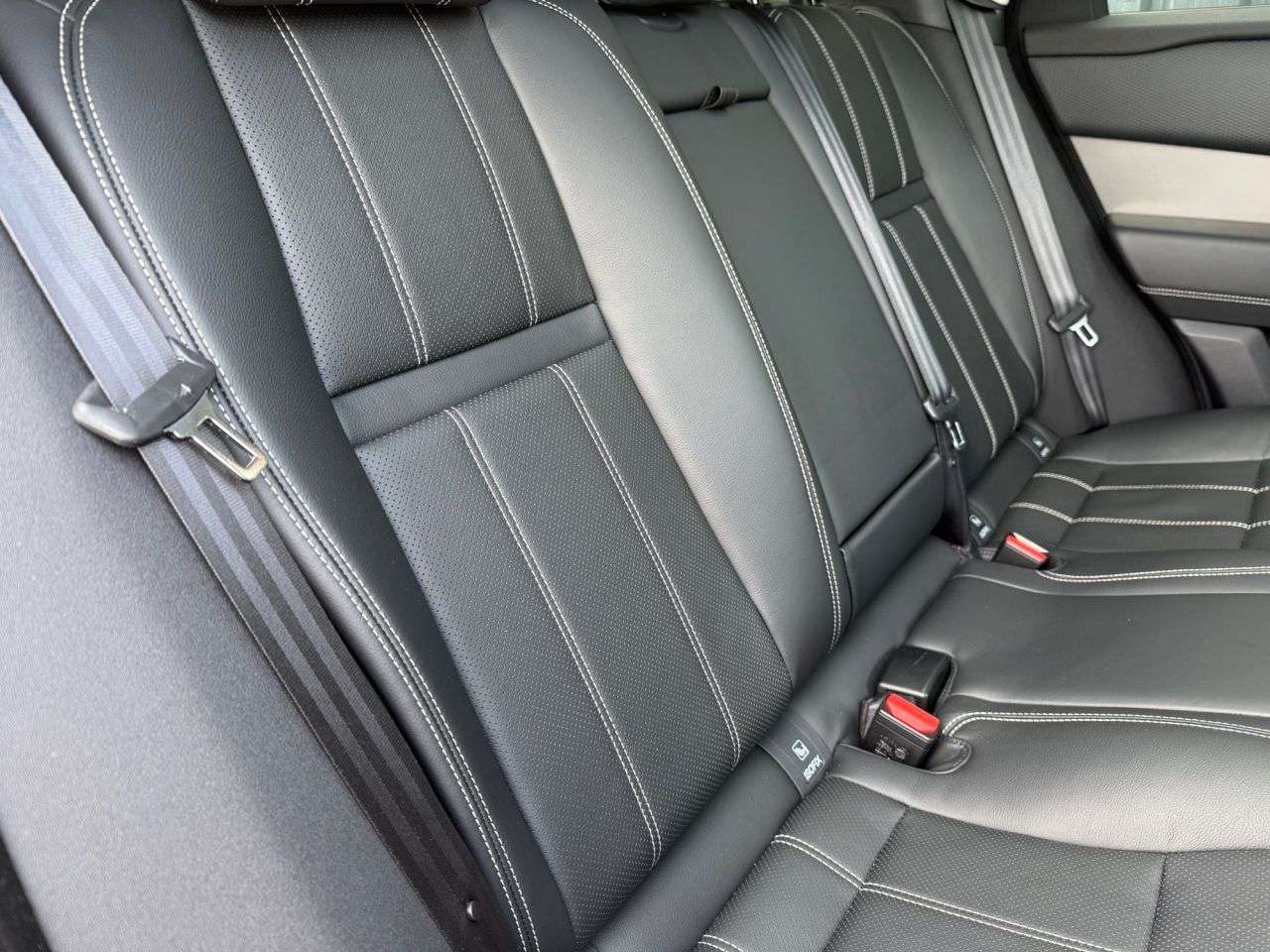 2019 LAND ROVER RANGE ROVER VELAR 2019 LAND ROVER RANGE ROVER VELAR