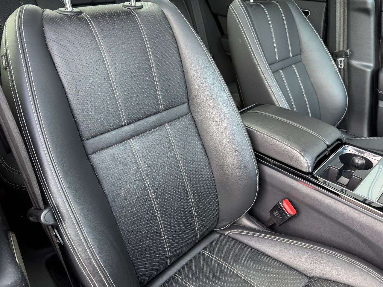 2019 LAND ROVER RANGE ROVER VELAR 2019 LAND ROVER RANGE ROVER VELAR