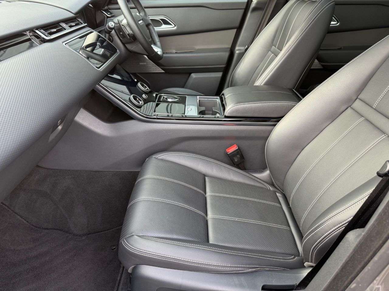 2019 LAND ROVER RANGE ROVER VELAR 2019 LAND ROVER RANGE ROVER VELAR