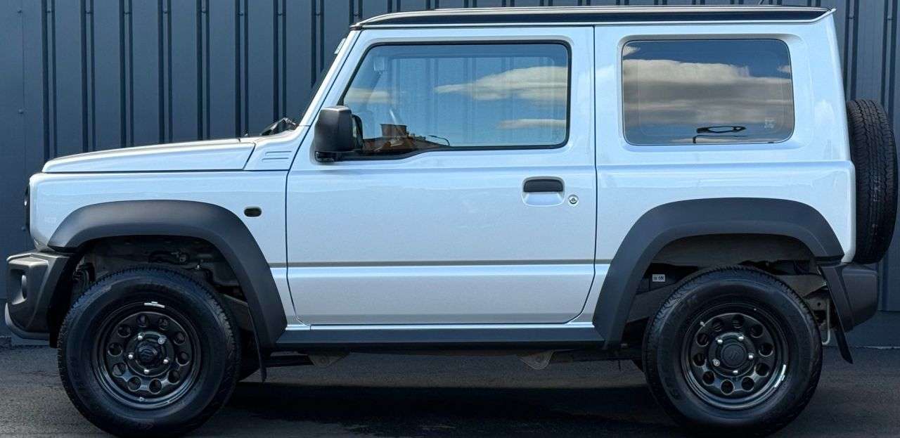 2024 SUZUKI JIMNY 2024 SUZUKI JIMNY