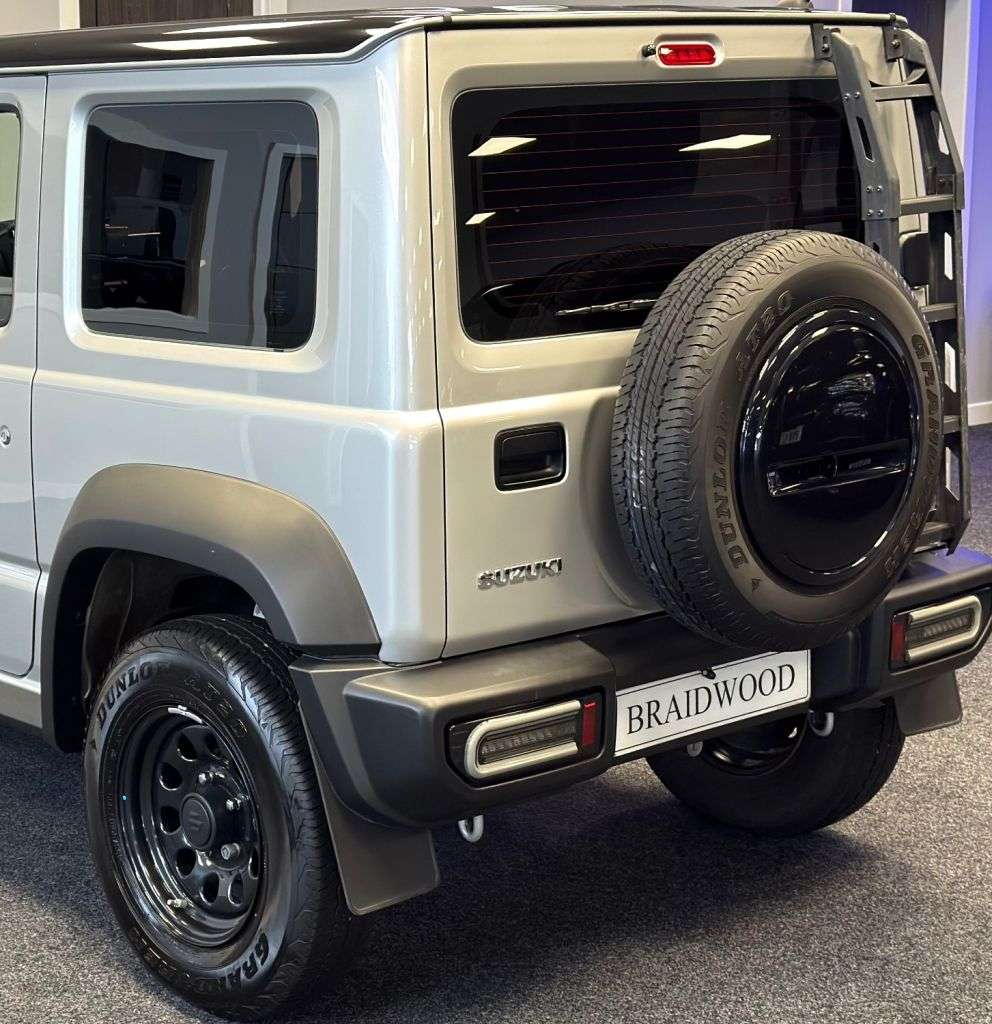 2024 SUZUKI JIMNY 2024 SUZUKI JIMNY