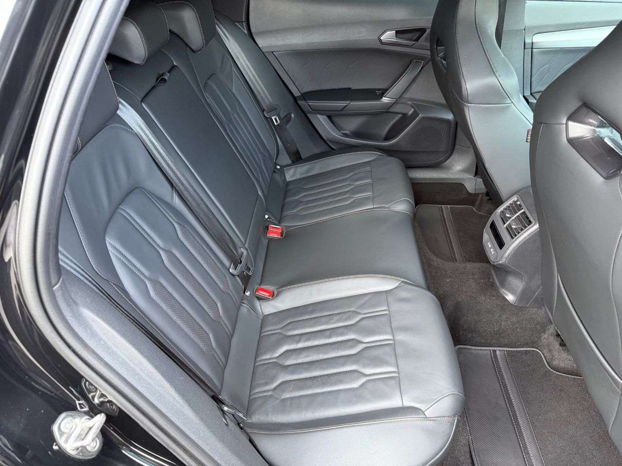 2022 CUPRA FORMENTOR 2022 CUPRA FORMENTOR