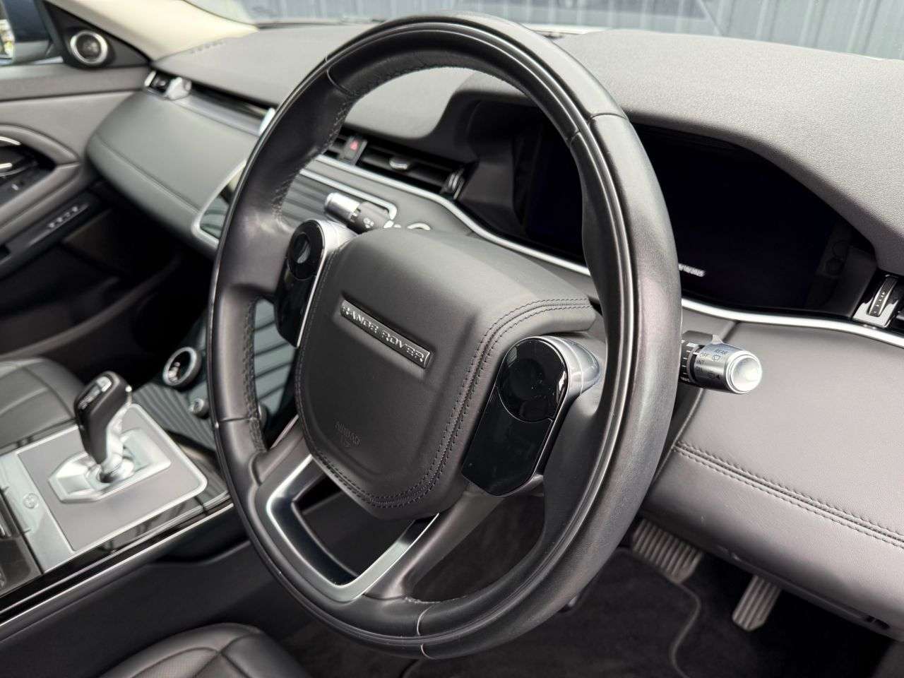 2019 LAND ROVER RANGE ROVER EVOQUE 2019 LAND ROVER RANGE ROVER EVOQUE