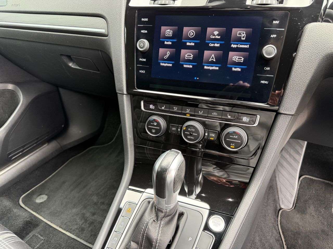 2019 VOLKSWAGEN GOLF 2019 VOLKSWAGEN GOLF