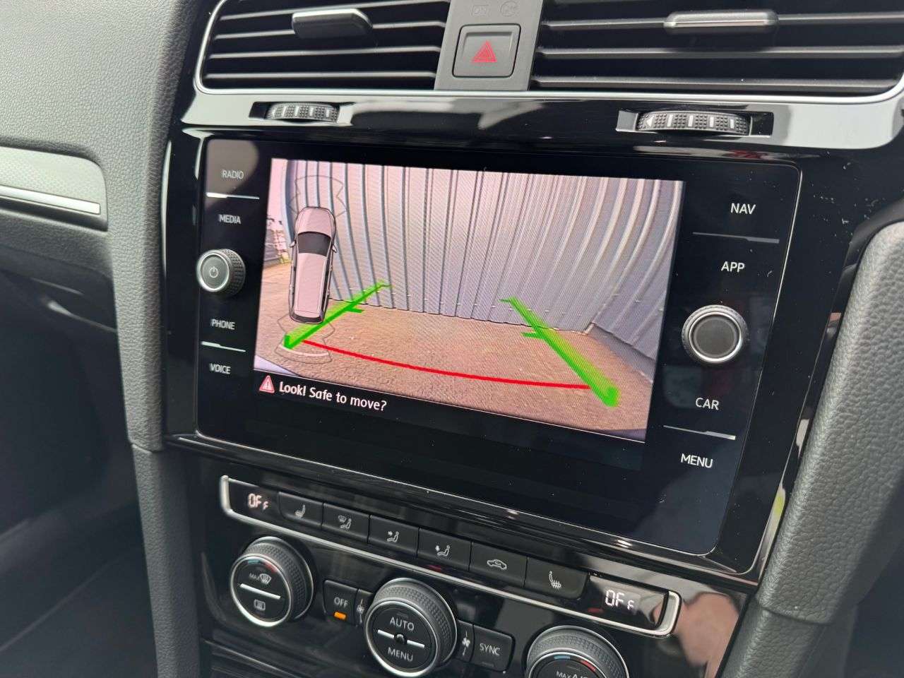 2019 VOLKSWAGEN GOLF 2019 VOLKSWAGEN GOLF