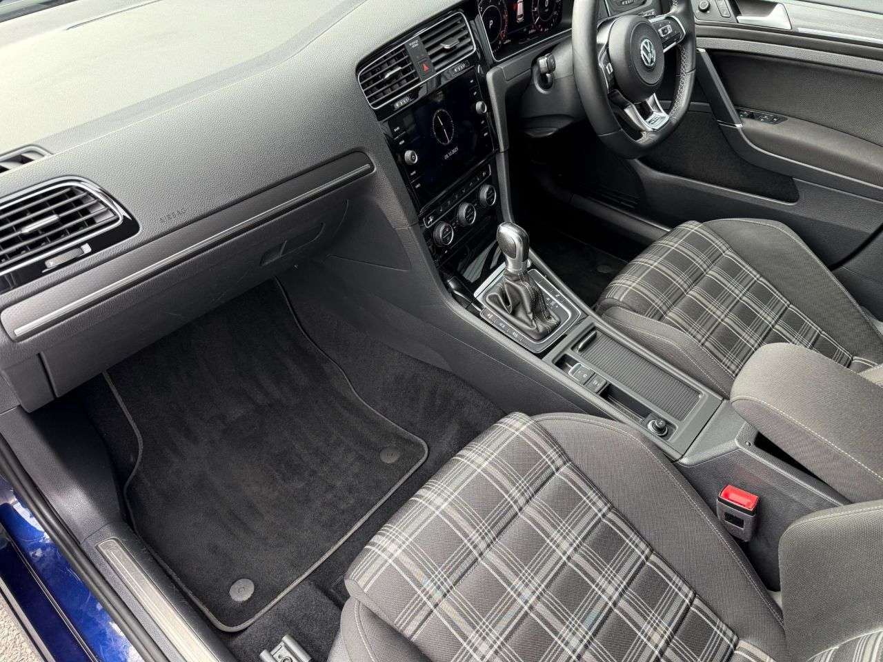 2019 VOLKSWAGEN GOLF 2019 VOLKSWAGEN GOLF