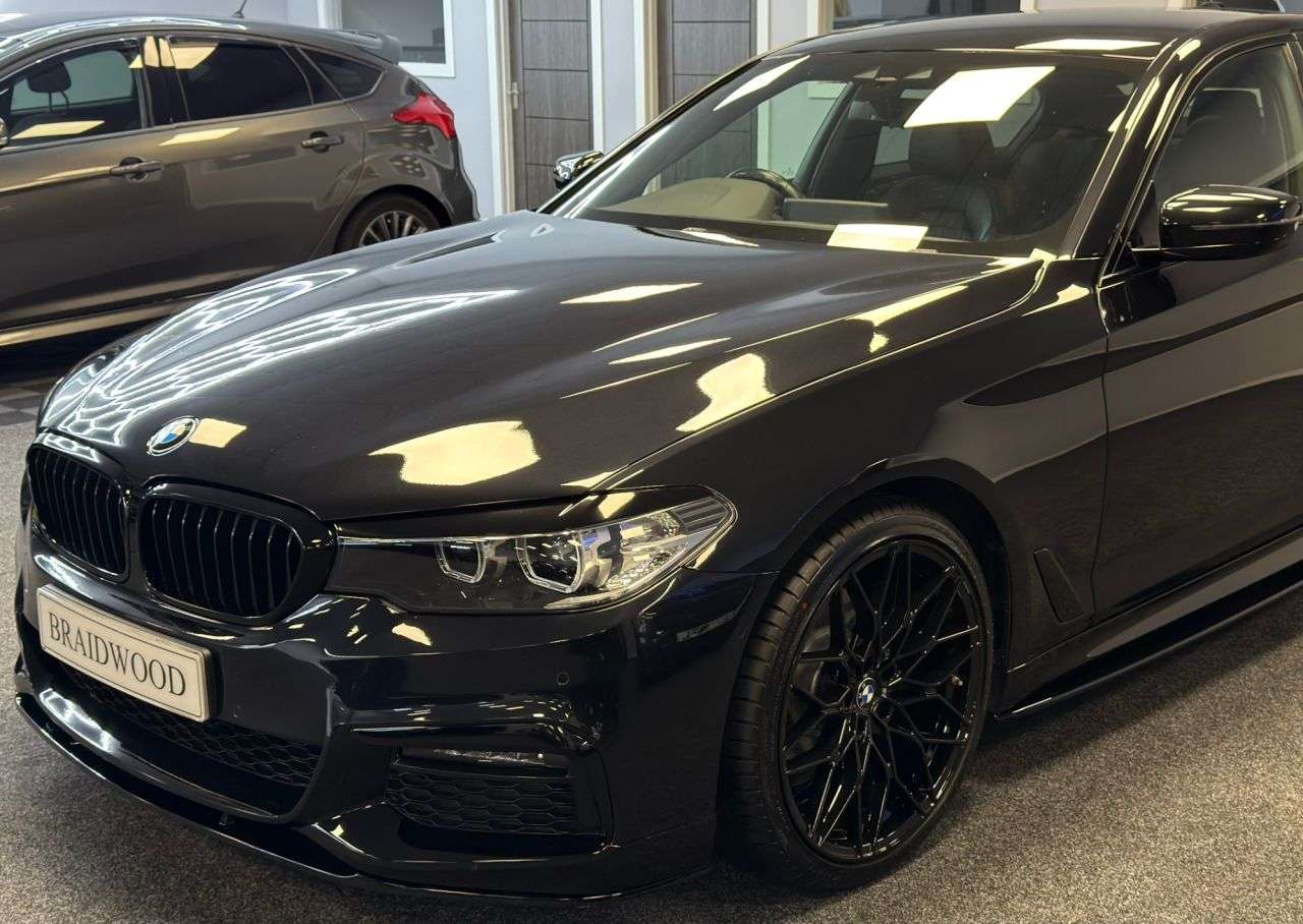2019 BMW 5 SERIES 2019 BMW 5 SERIES